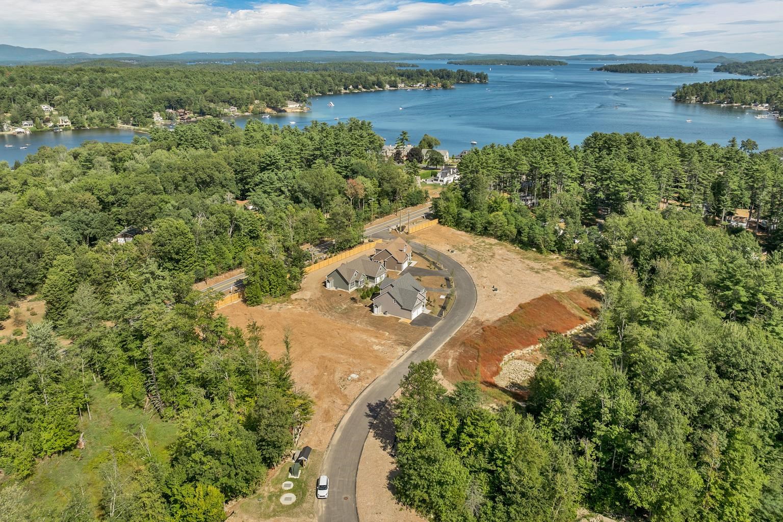 293 Sterling Dr, Laconia, NH 03246