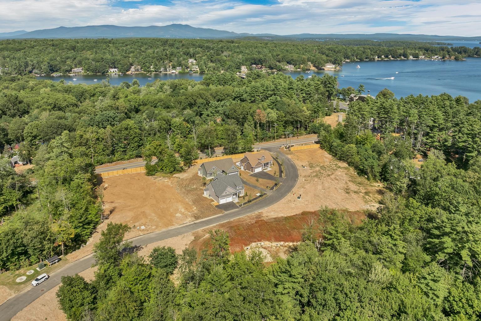 293 Sterling Dr, Laconia, NH 03246