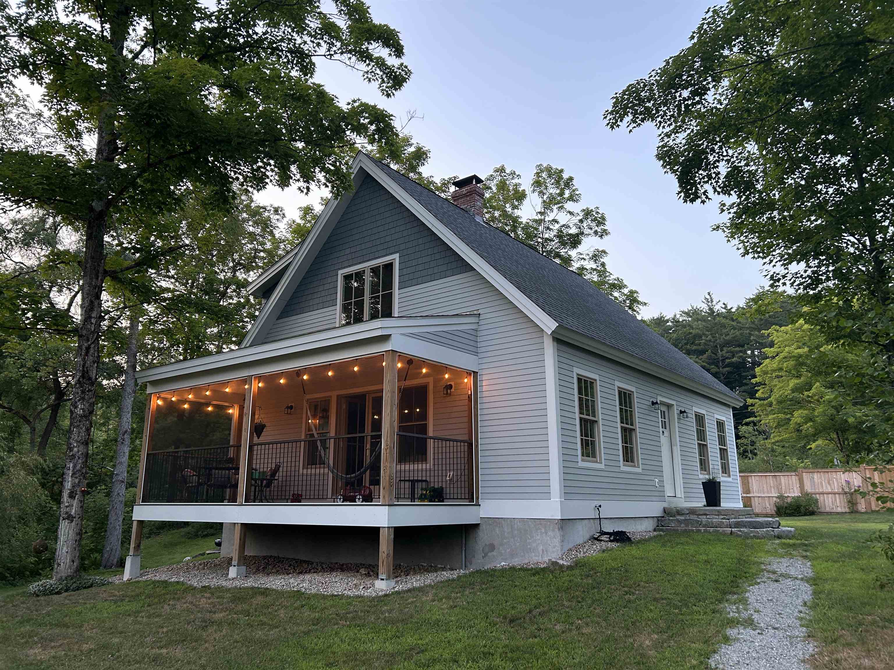 29 Bonds Corner Rd, Hancock, NH 03449