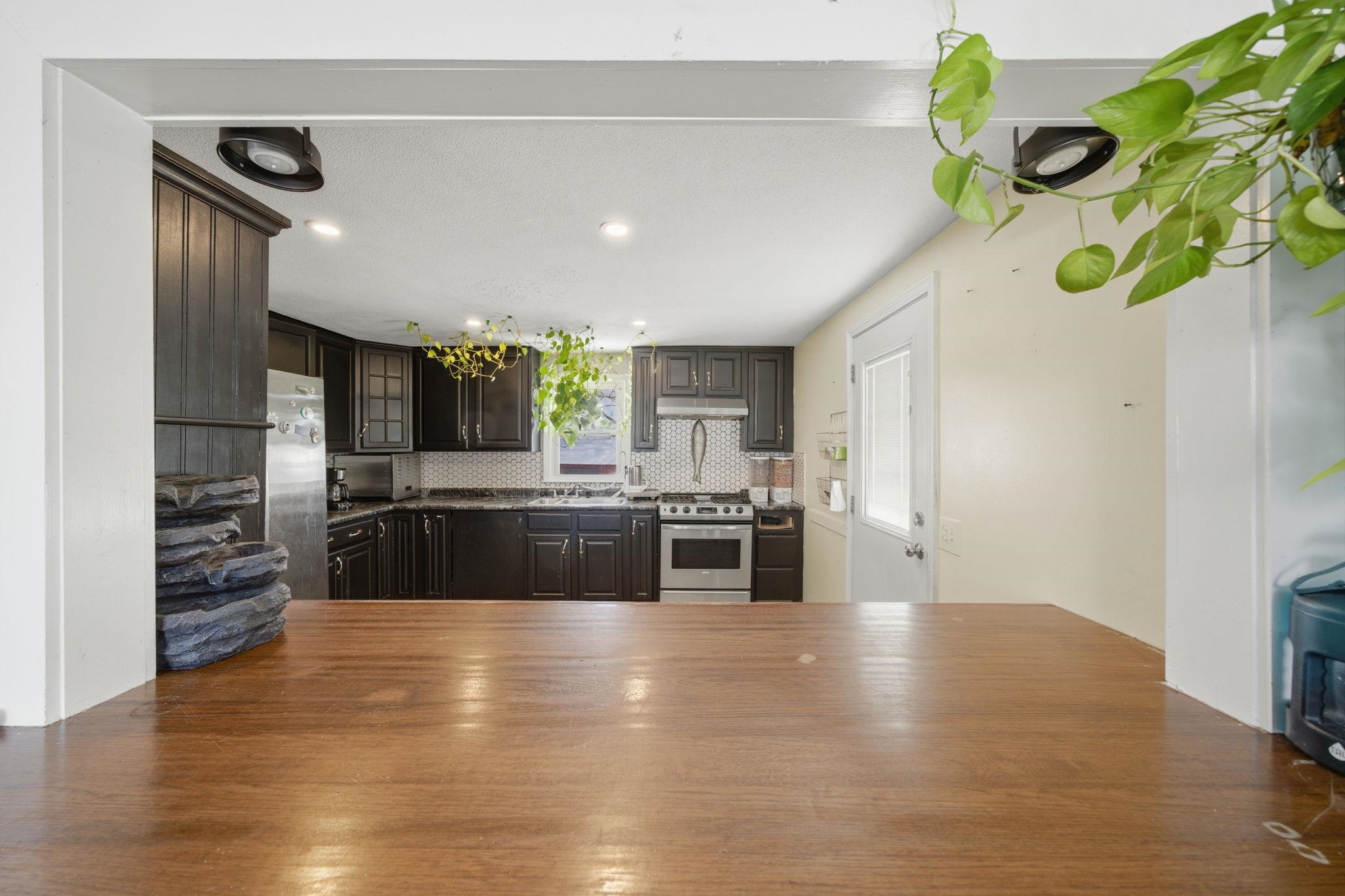 Homes for sale in Nashua, NH | 32 Fairview Ave, Nashua, NH 03060 | MLS# 5076236