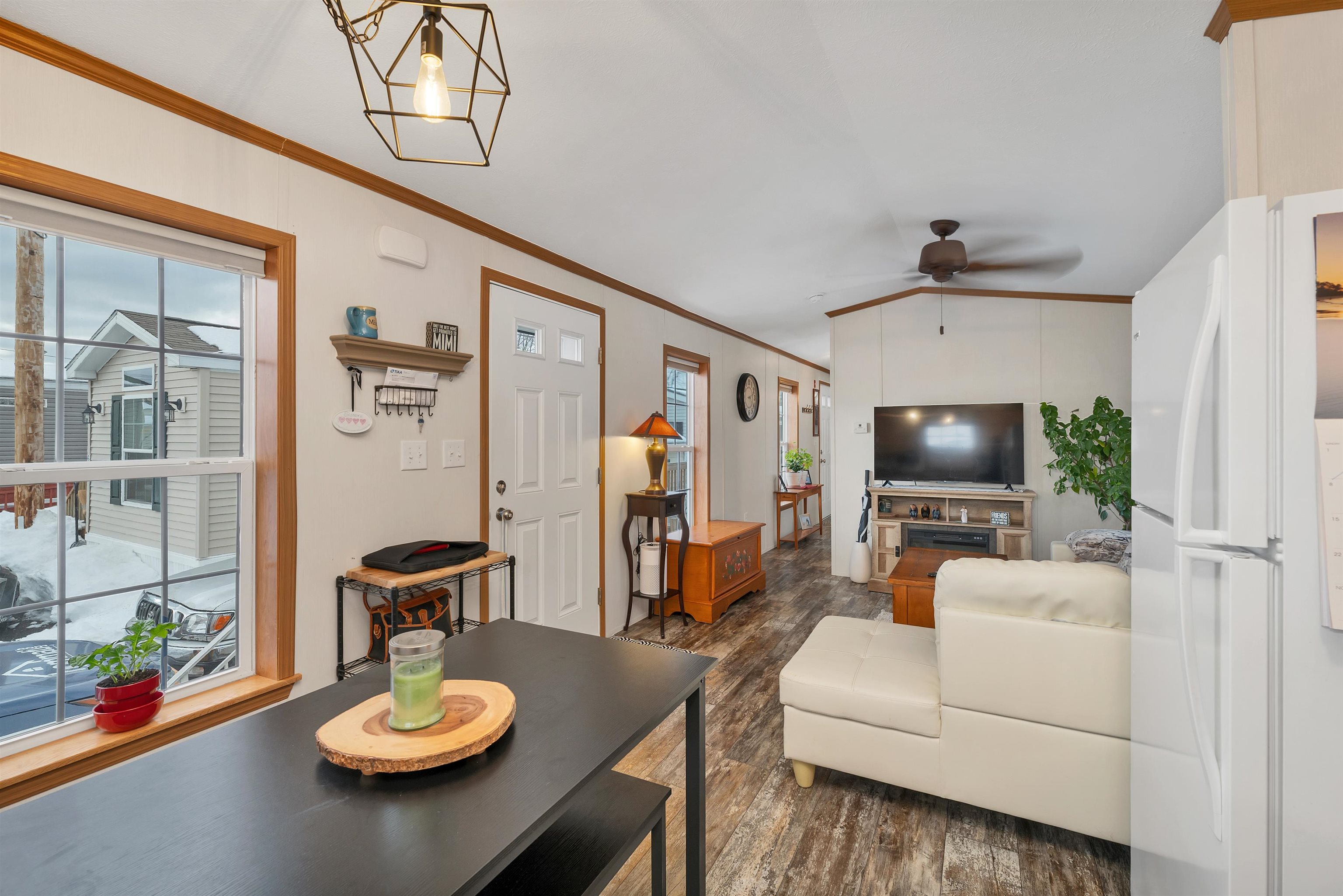 66 Brookwood Dr, Salem, NH 03079