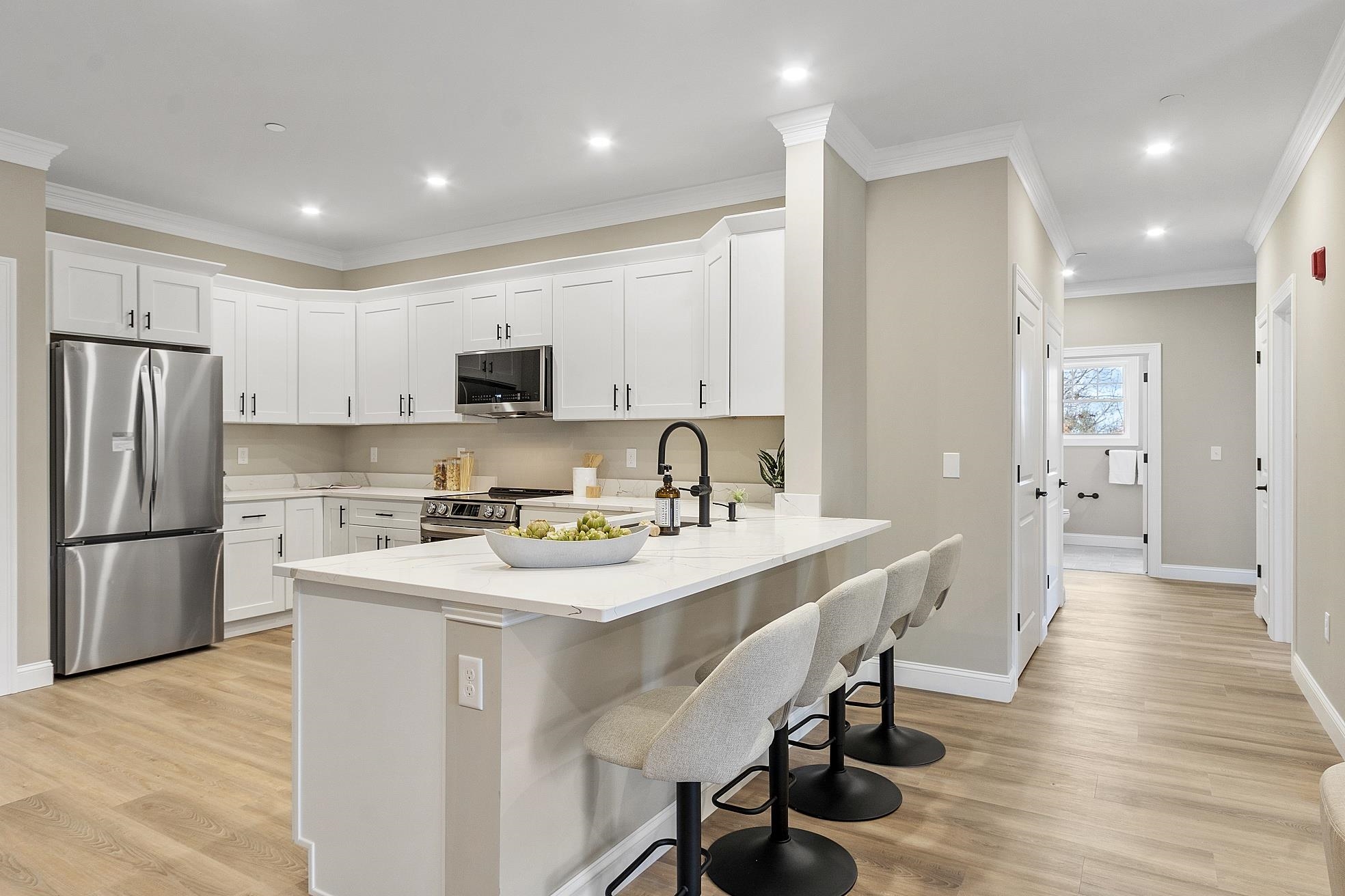 10100 S Willow St #301, Manchester, NH 03103