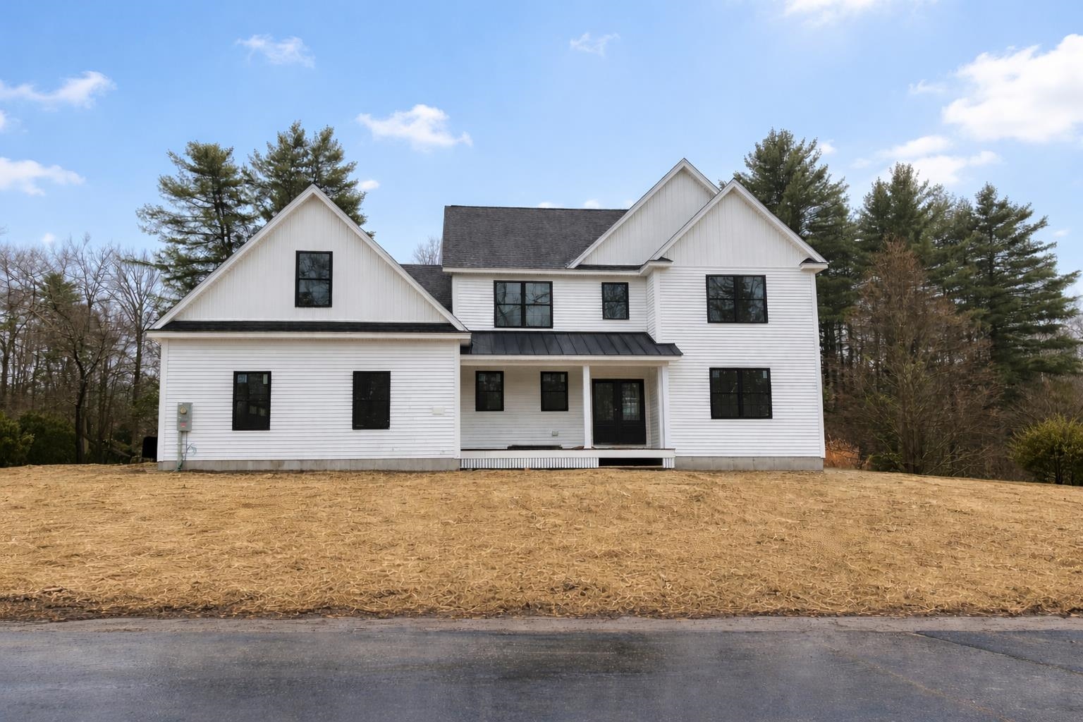 61 Whitford St, Manchester, NH 03104