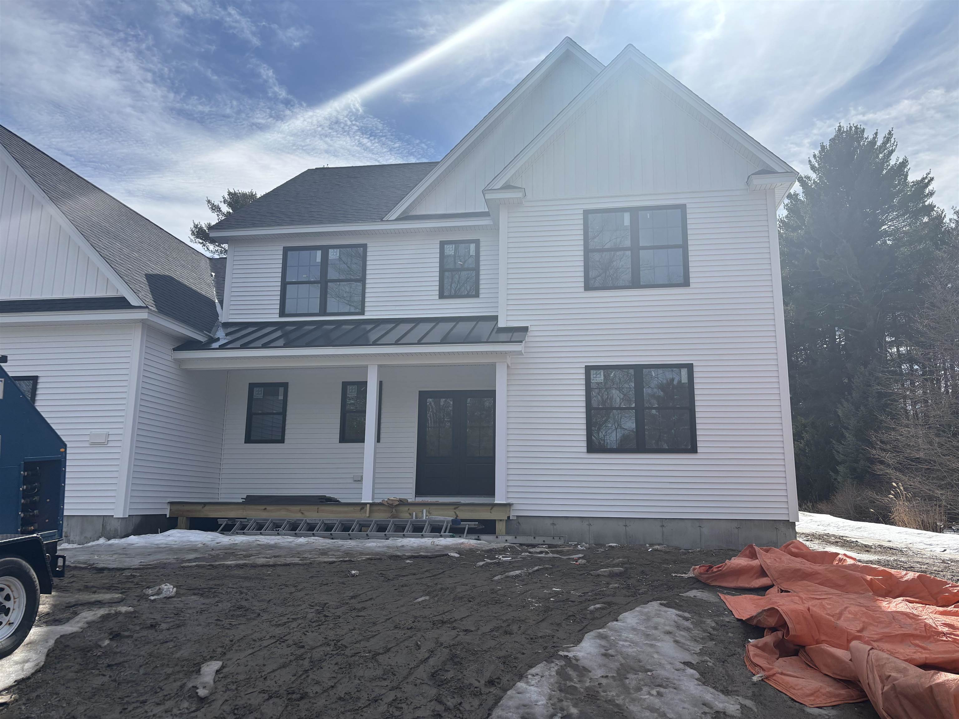 61 Whitford St, Manchester, NH 03104