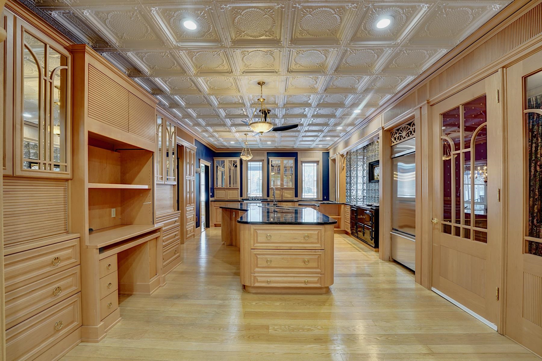 1 Fairway Dr, Rye, NH 03871