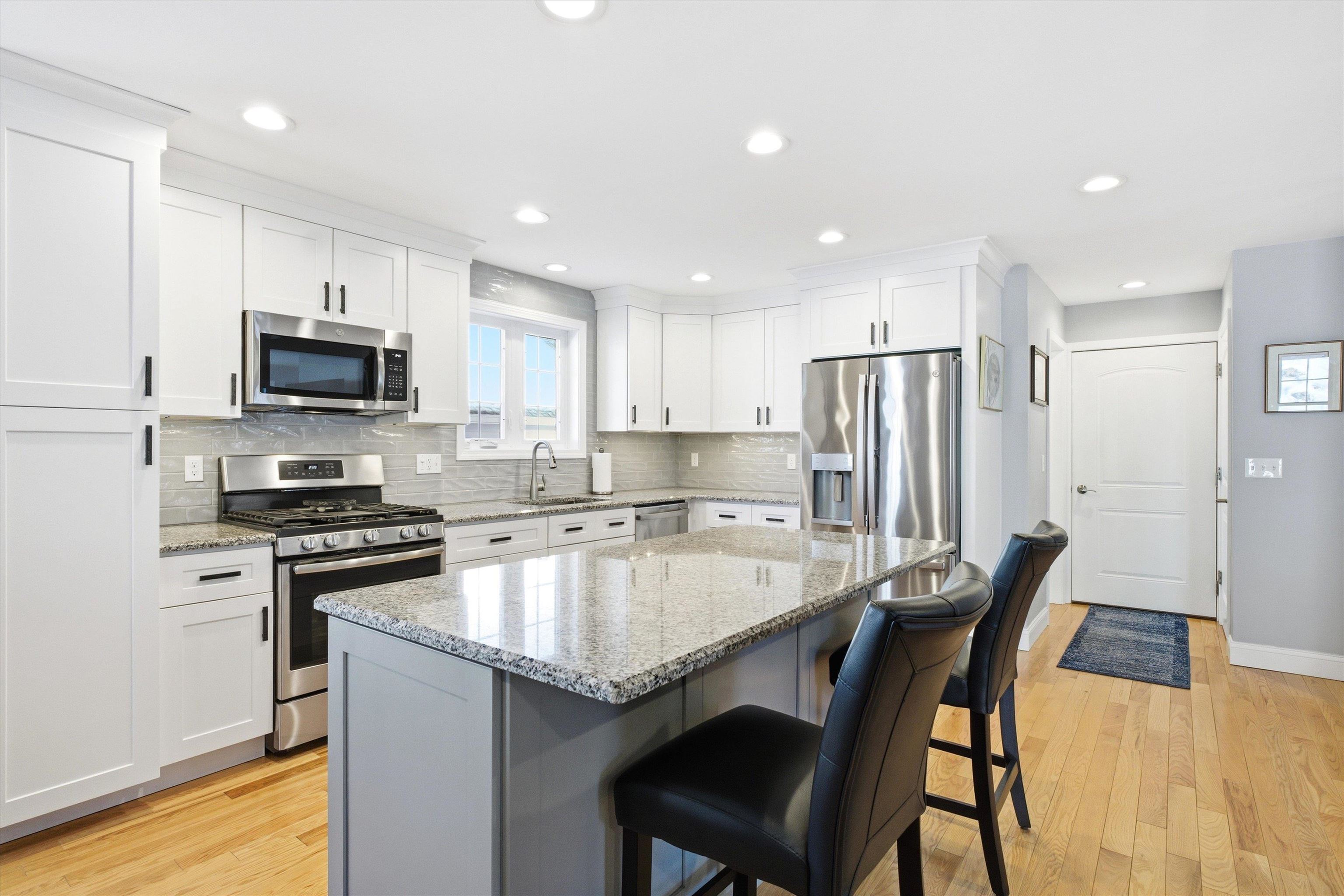 138 Memory Ln, Laconia, NH 03246