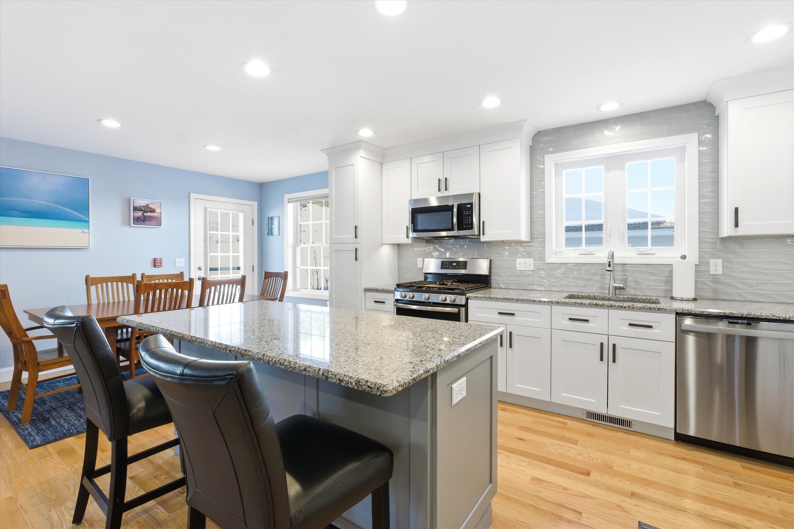 138 Memory Ln, Laconia, NH 03246