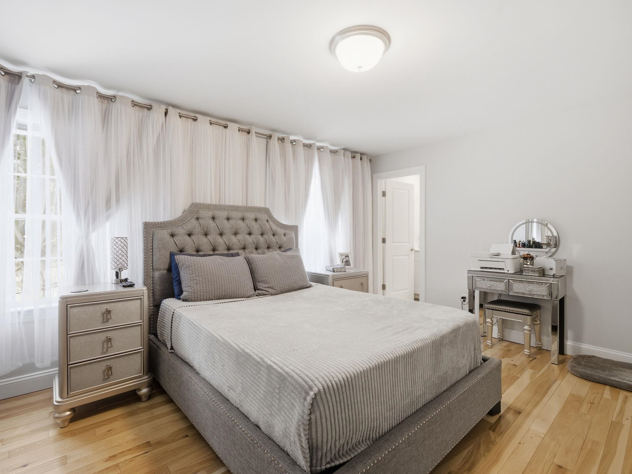 6 Wilshire Ln #6, Pelham, NH 03076