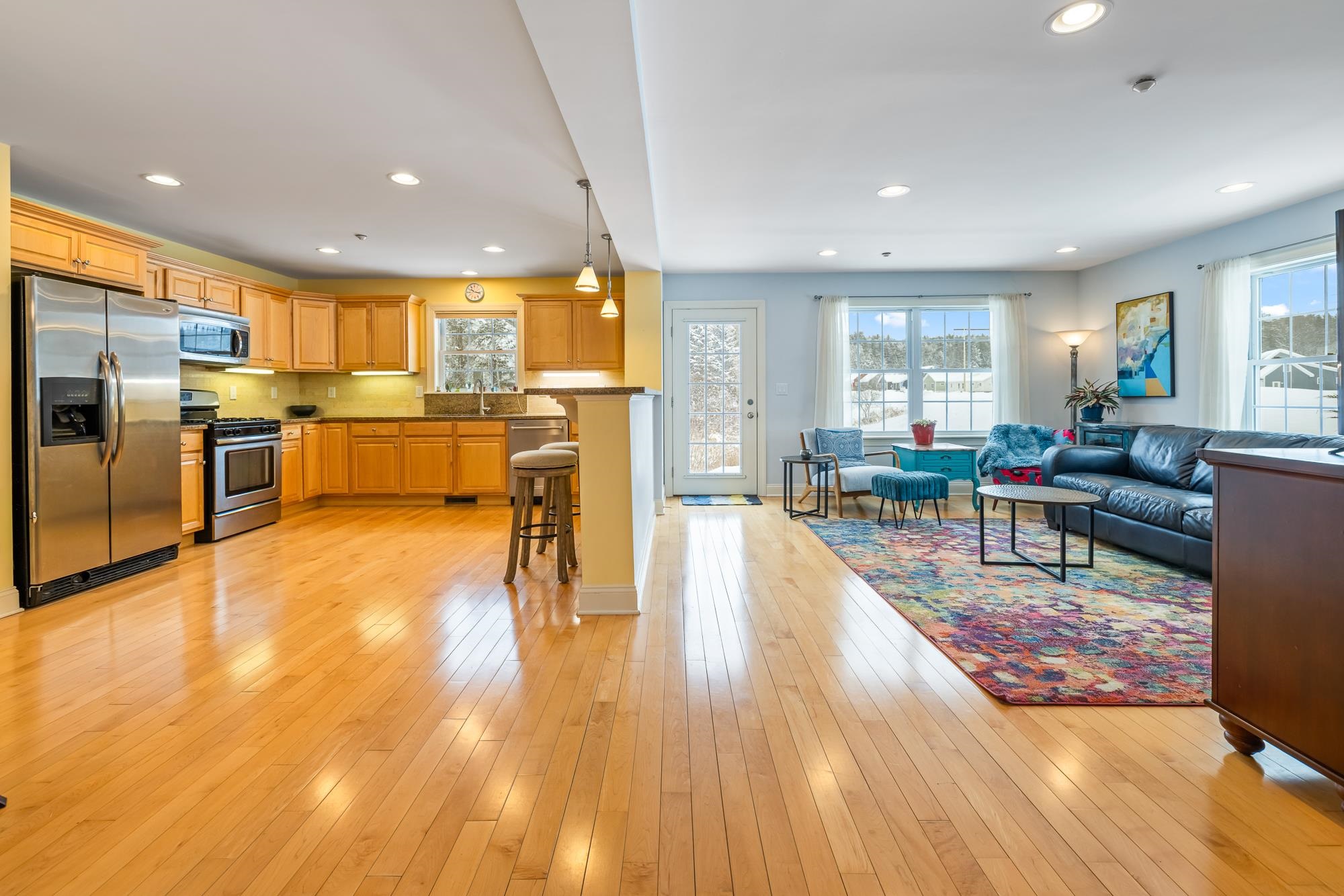 25 Rio Vista Ln, Lebanon, NH 03766