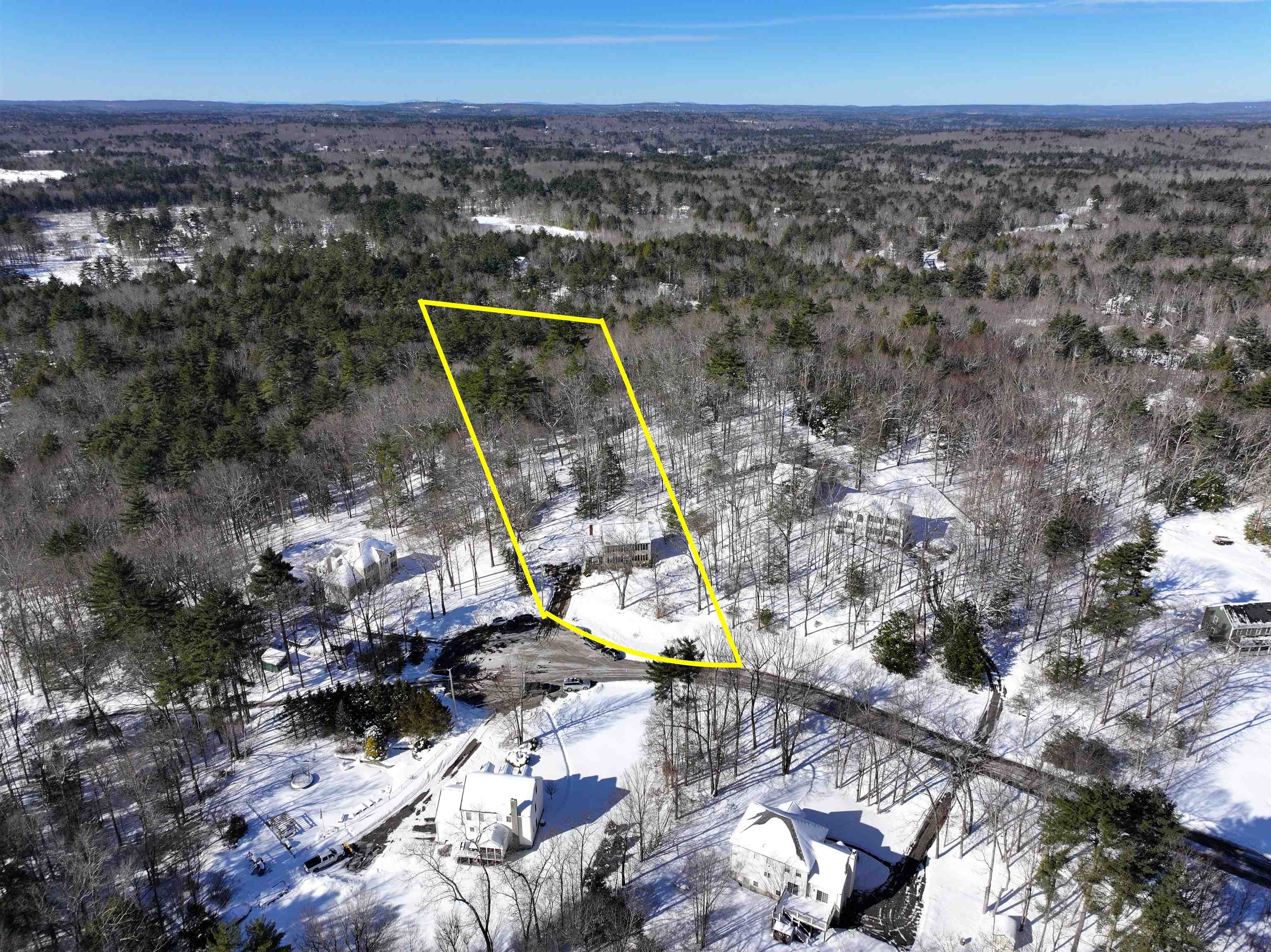 10 Jade Dr, Danville, NH 03819