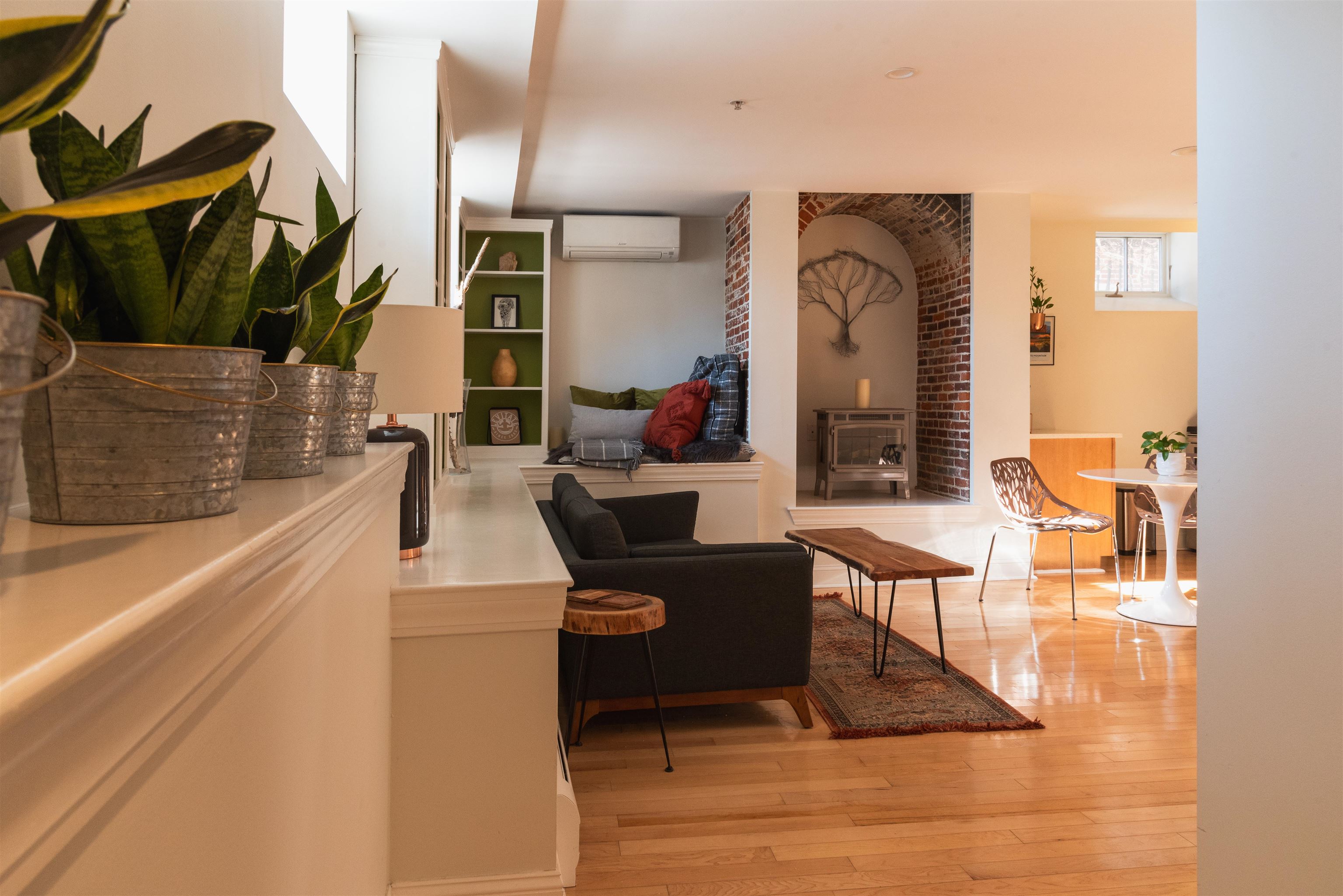 159 State St #1B, Portsmouth, NH 03801