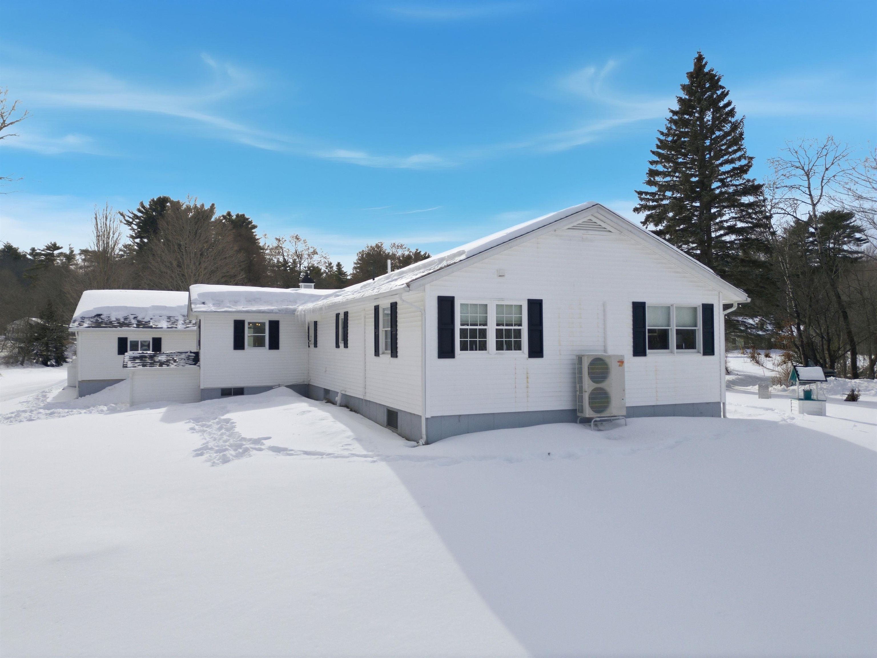 19 Coach Rd, Gilford, NH 03249