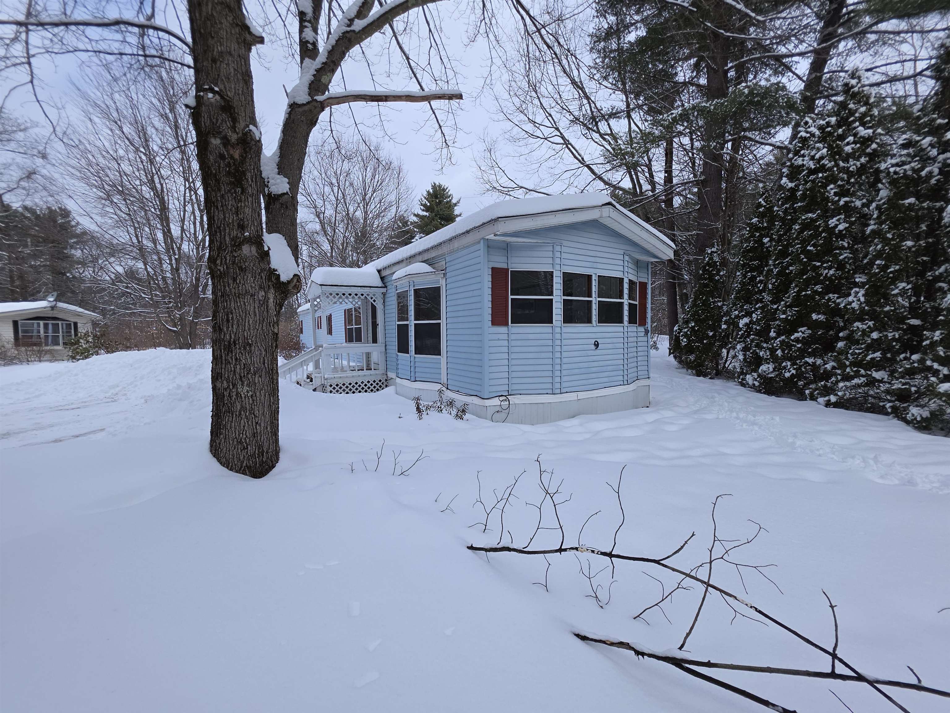 9 Wyman Rd, Deering, NH 03244