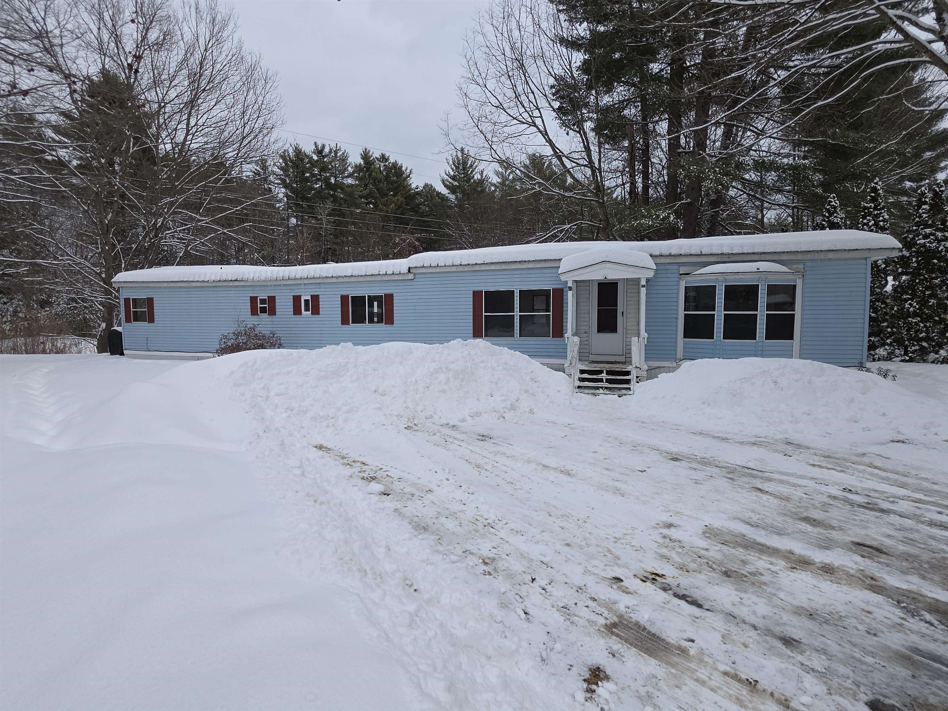 9 Wyman Rd, Deering, NH 03244
