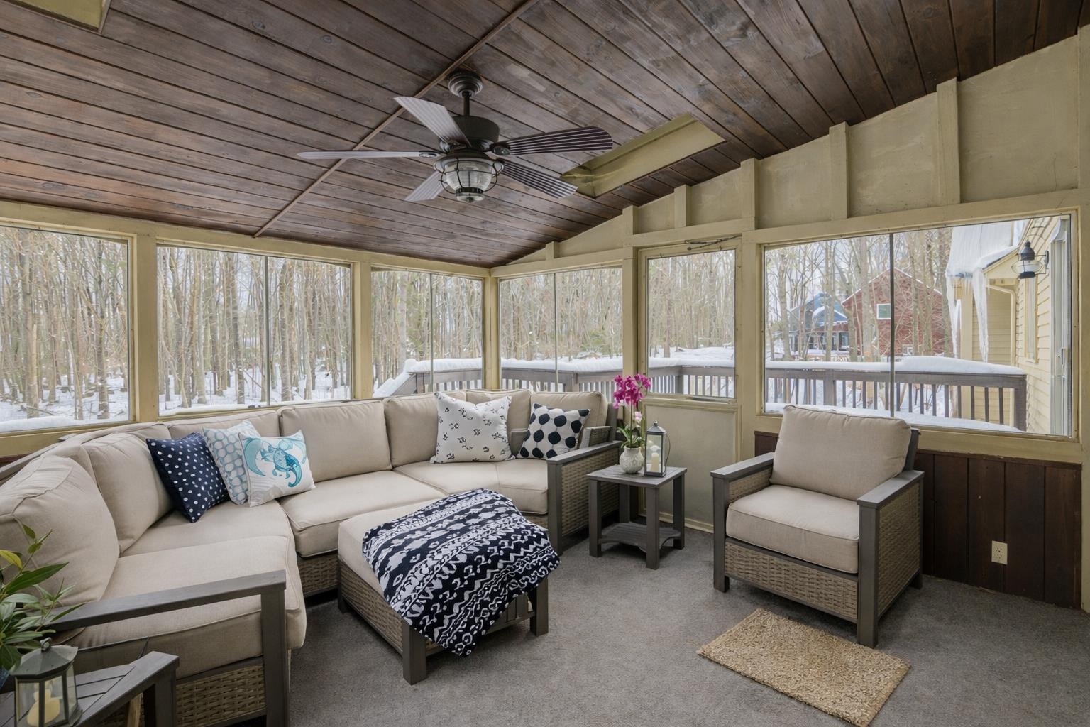 53 Munroe Dr, Hampstead, NH 03826