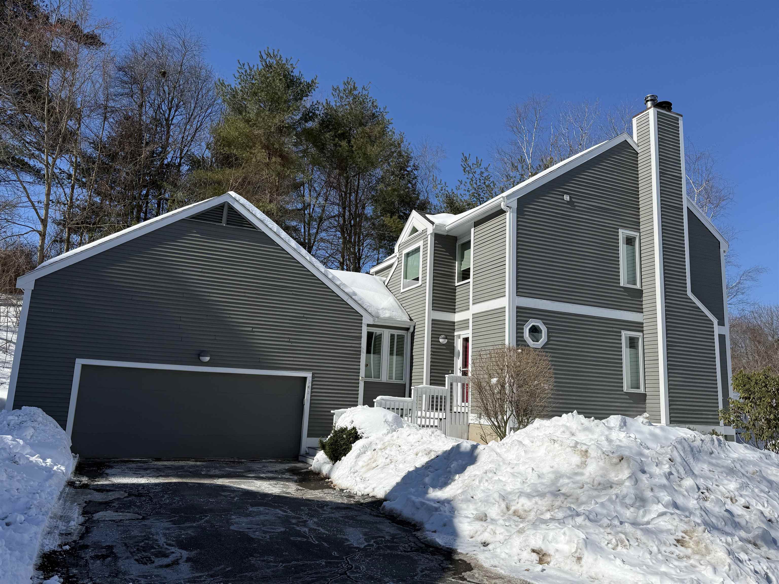 141 Chase Way, Manchester, NH 03104