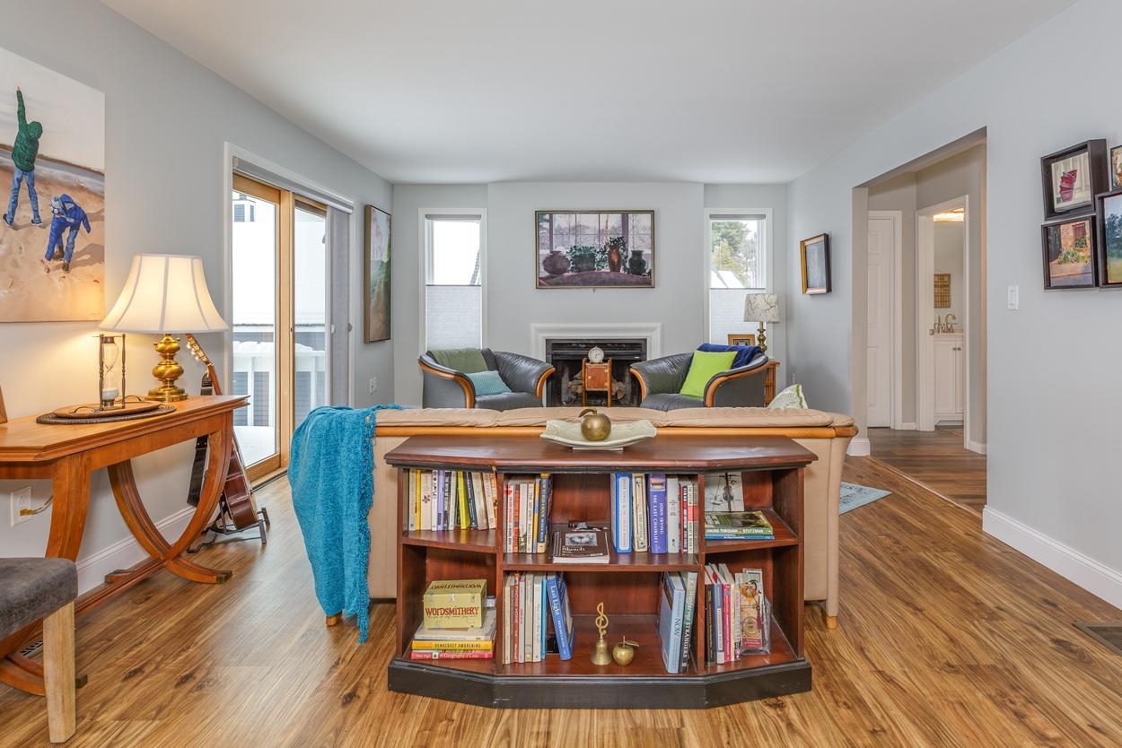 141 Chase Way, Manchester, NH 03104