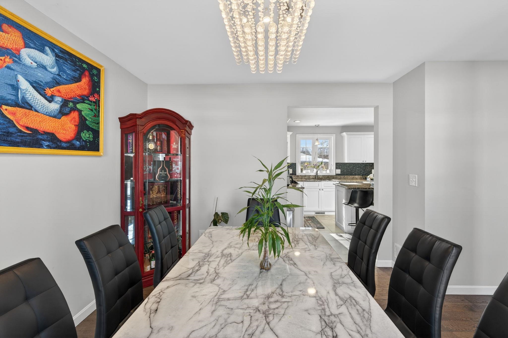 73 King St, Nashua, NH 03060