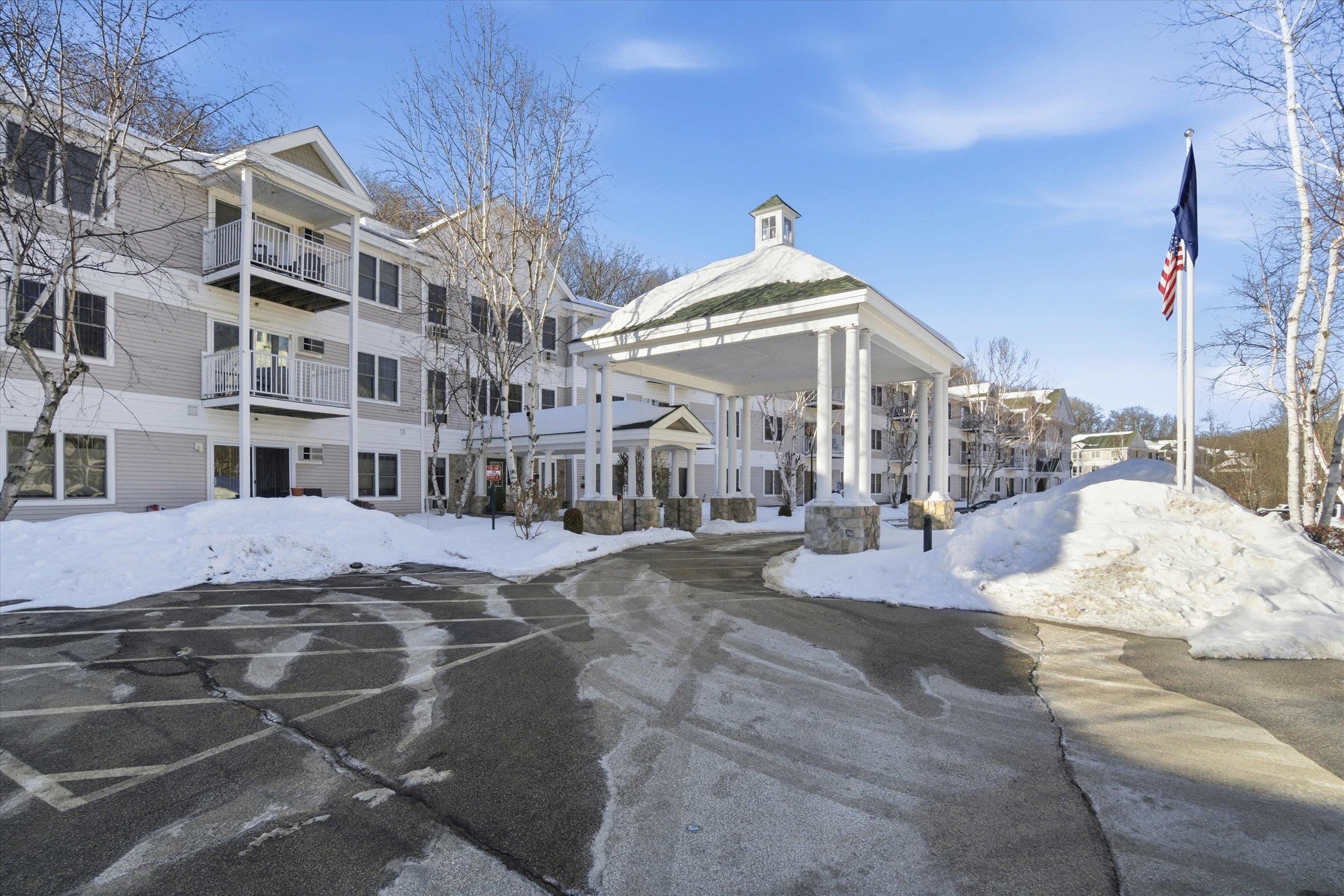 265 Edward J Roy Dr #305, Manchester, NH 03104