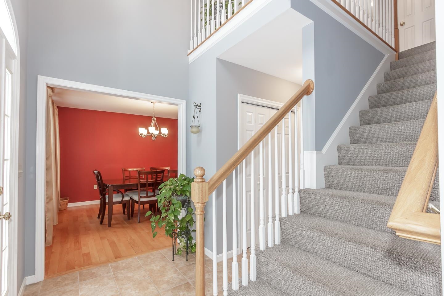 30 Fox Hollow Dr, Weare, NH 03281