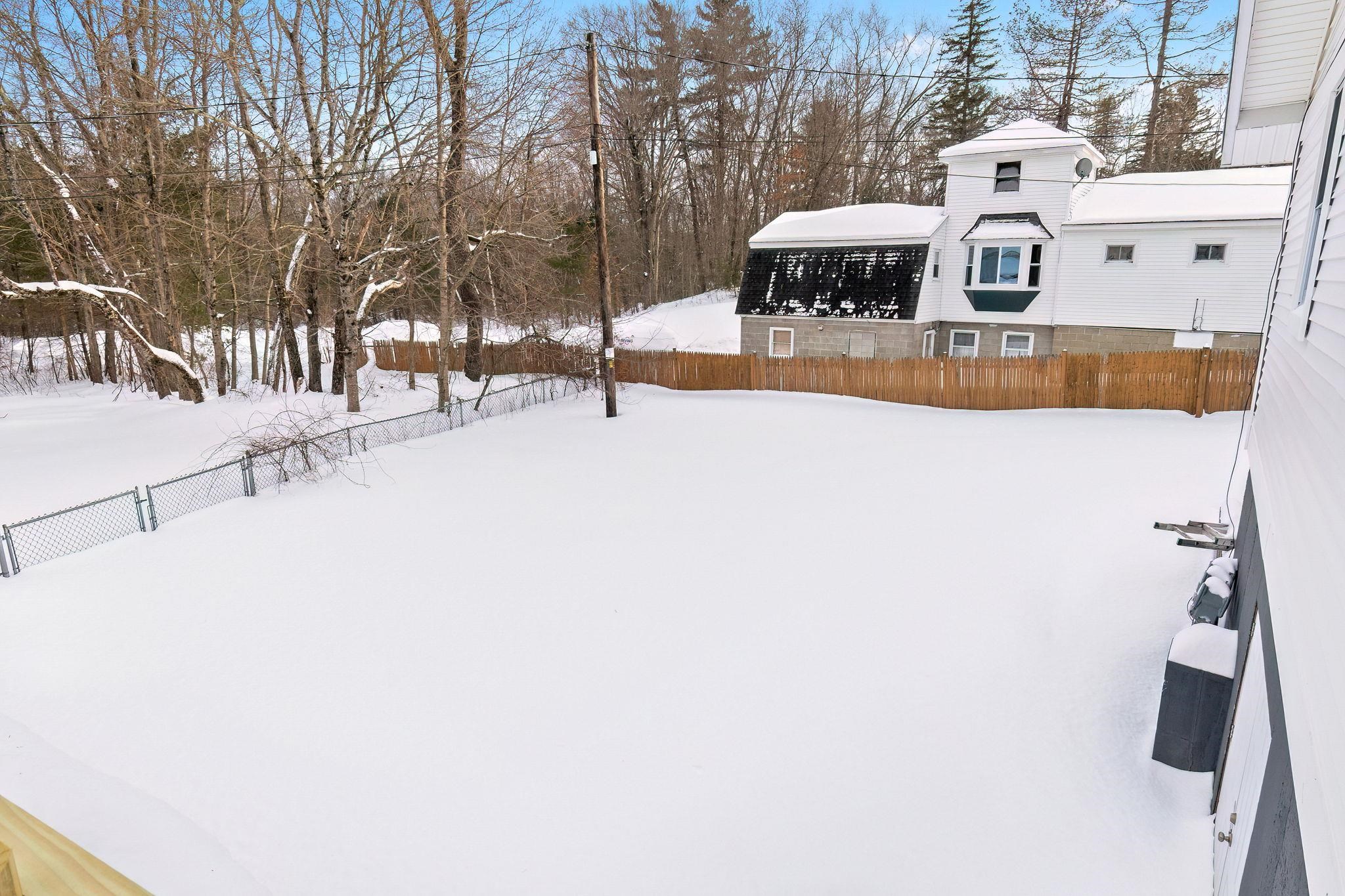 111A Main St, Kingston, NH 03848