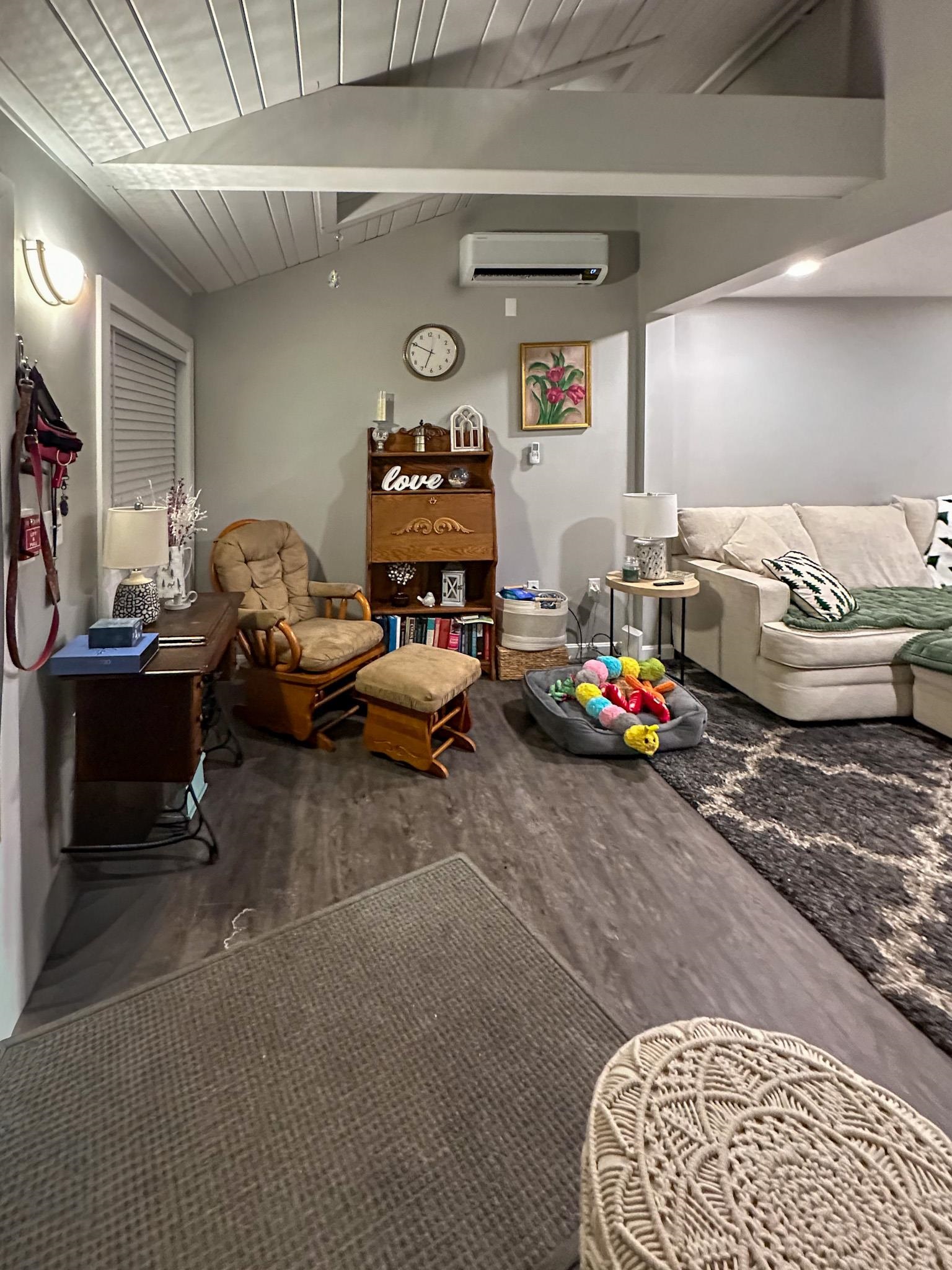 9 Monarch Way #101, Portsmouth, NH 03801