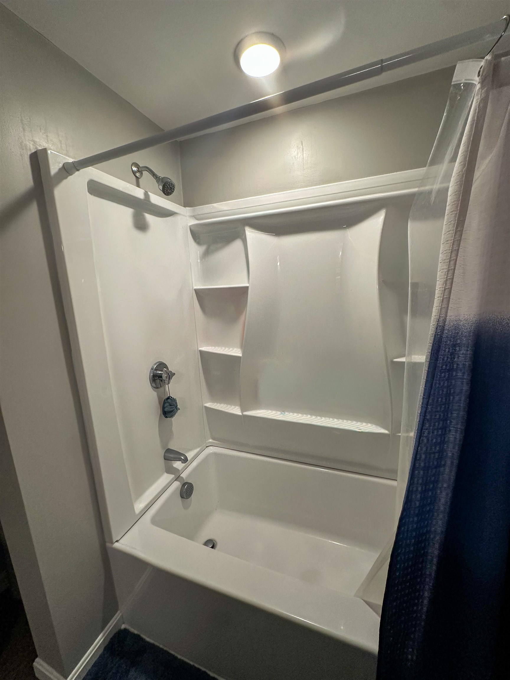 9 Monarch Way, Portsmouth, NH, 03801