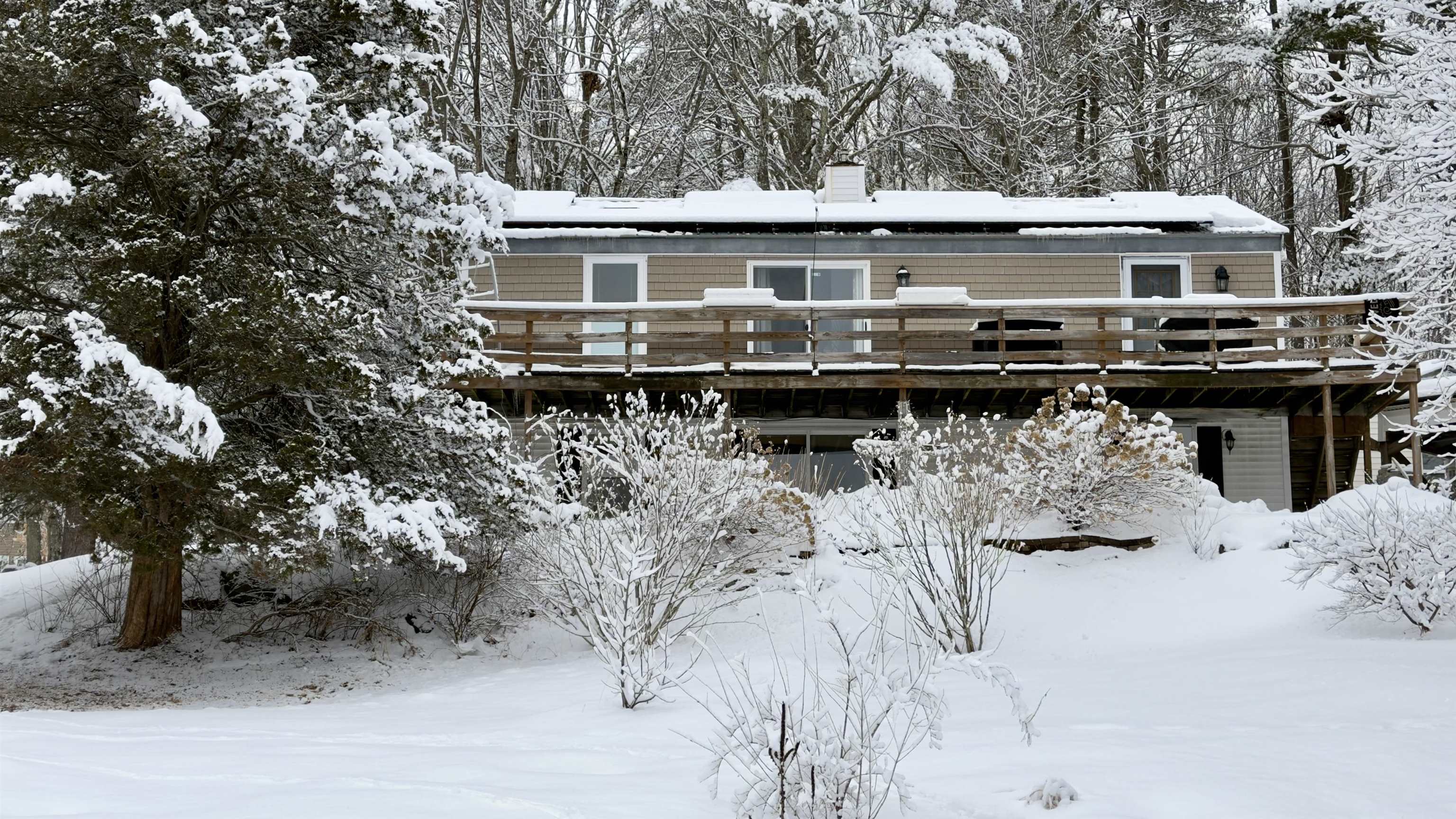 5 Old Turnpike Rd, Epsom, NH 03234