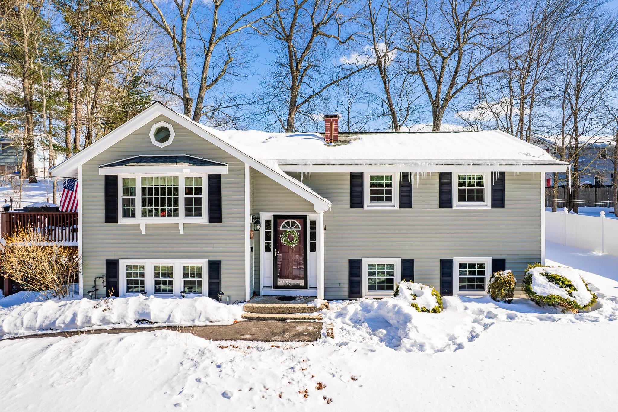 244 Harris Rd, Nashua, NH 03062
