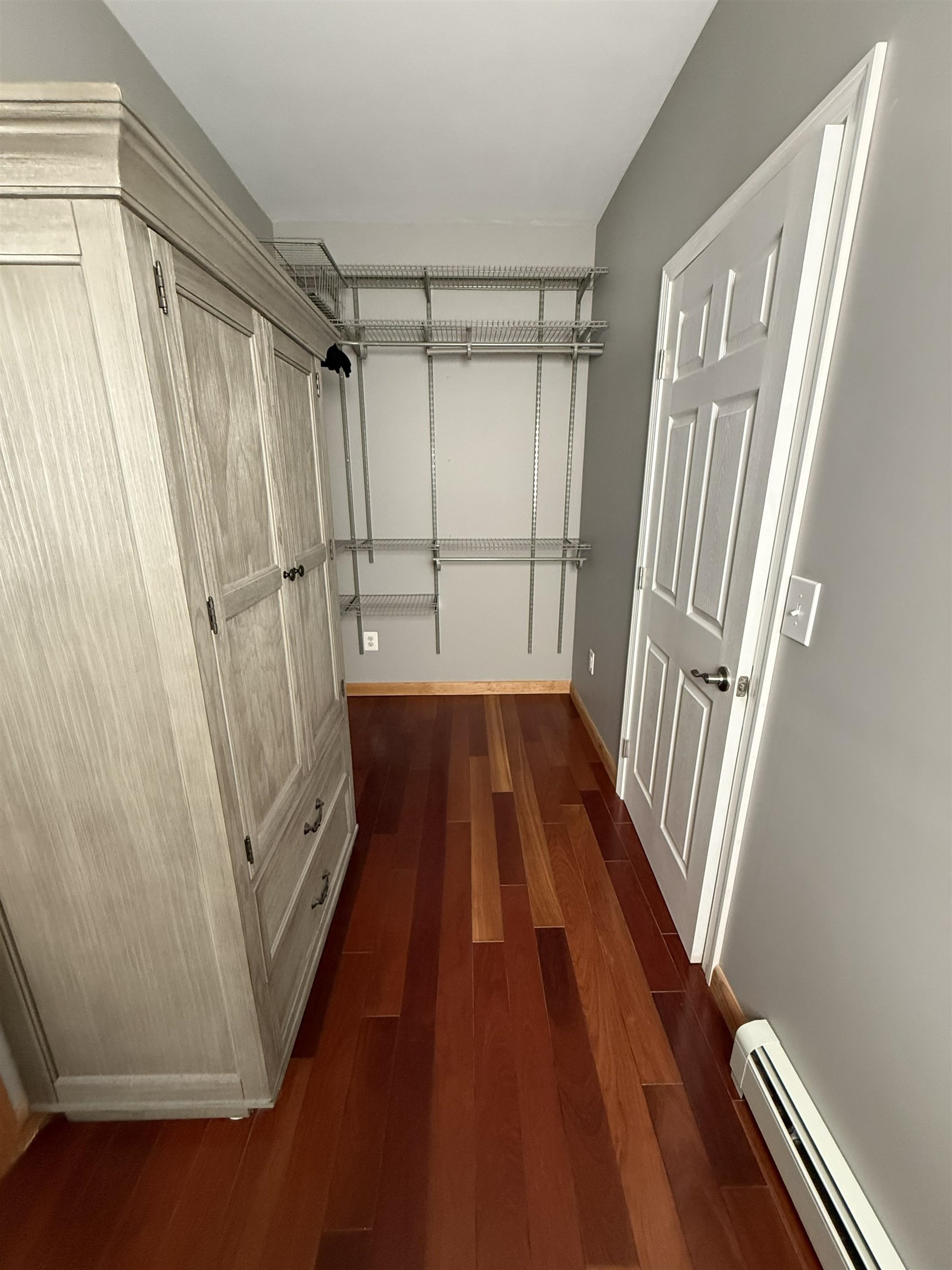 29 Nottingham Dr, Nashua, NH 03062