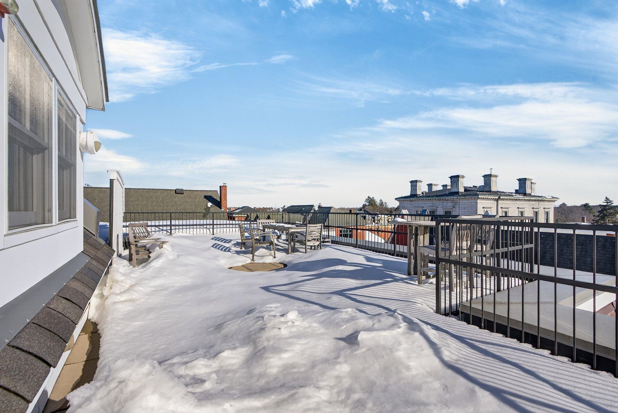 18 Congress St, Portsmouth, NH 03801