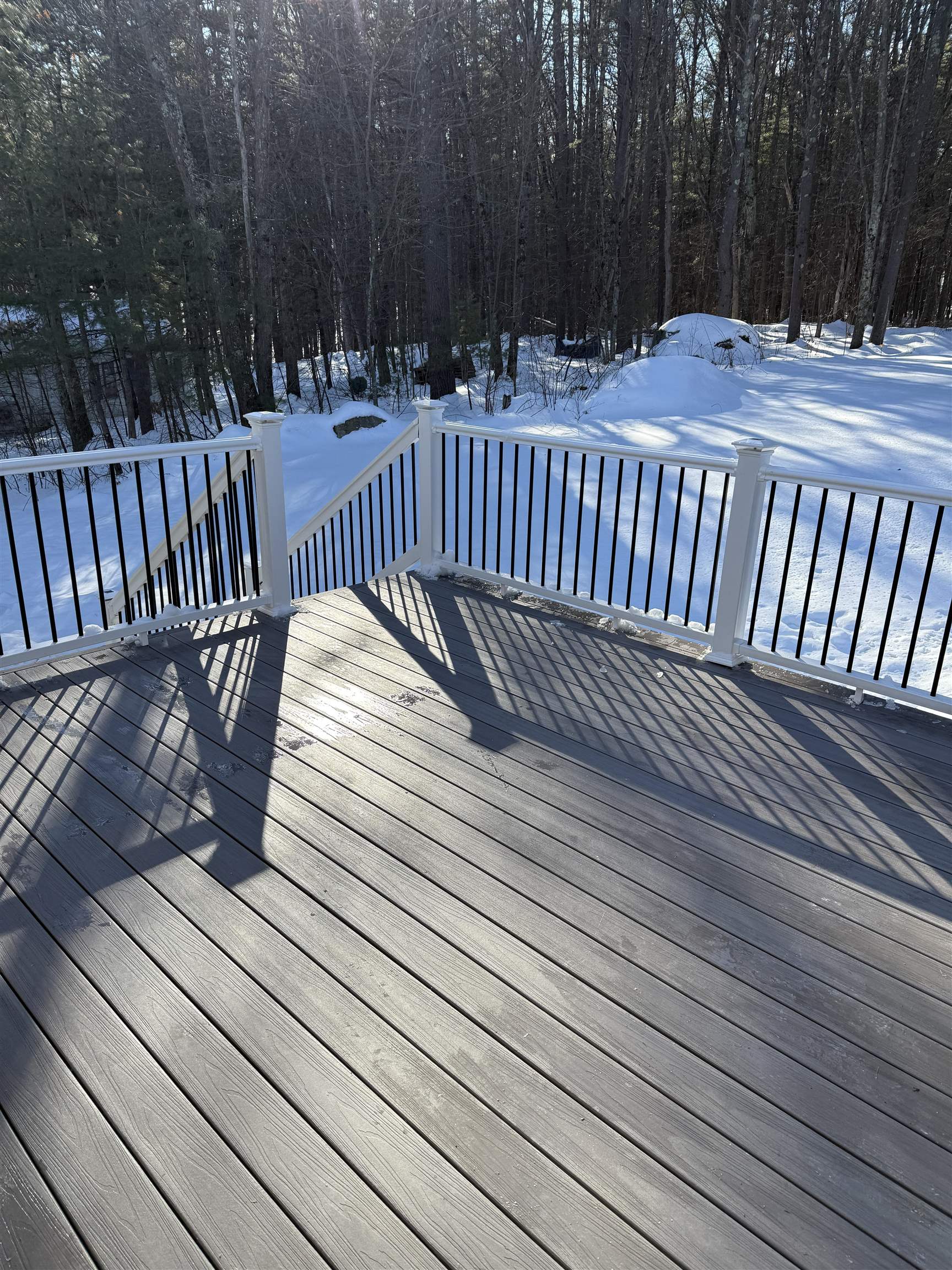 17 Twilight Dr, Nashua, NH 03062