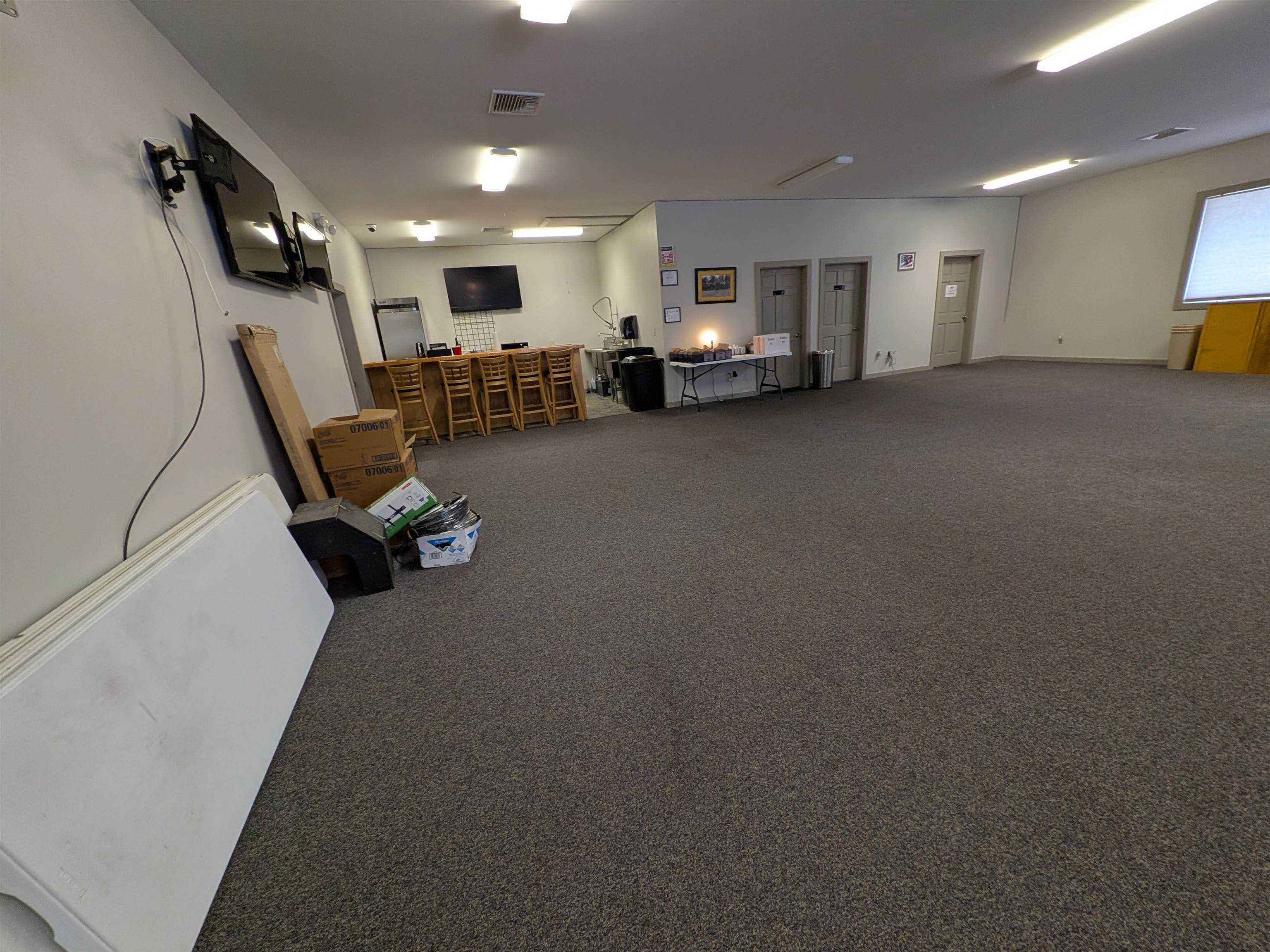 482 Brattleboro Rd, Hinsdale, NH 03451