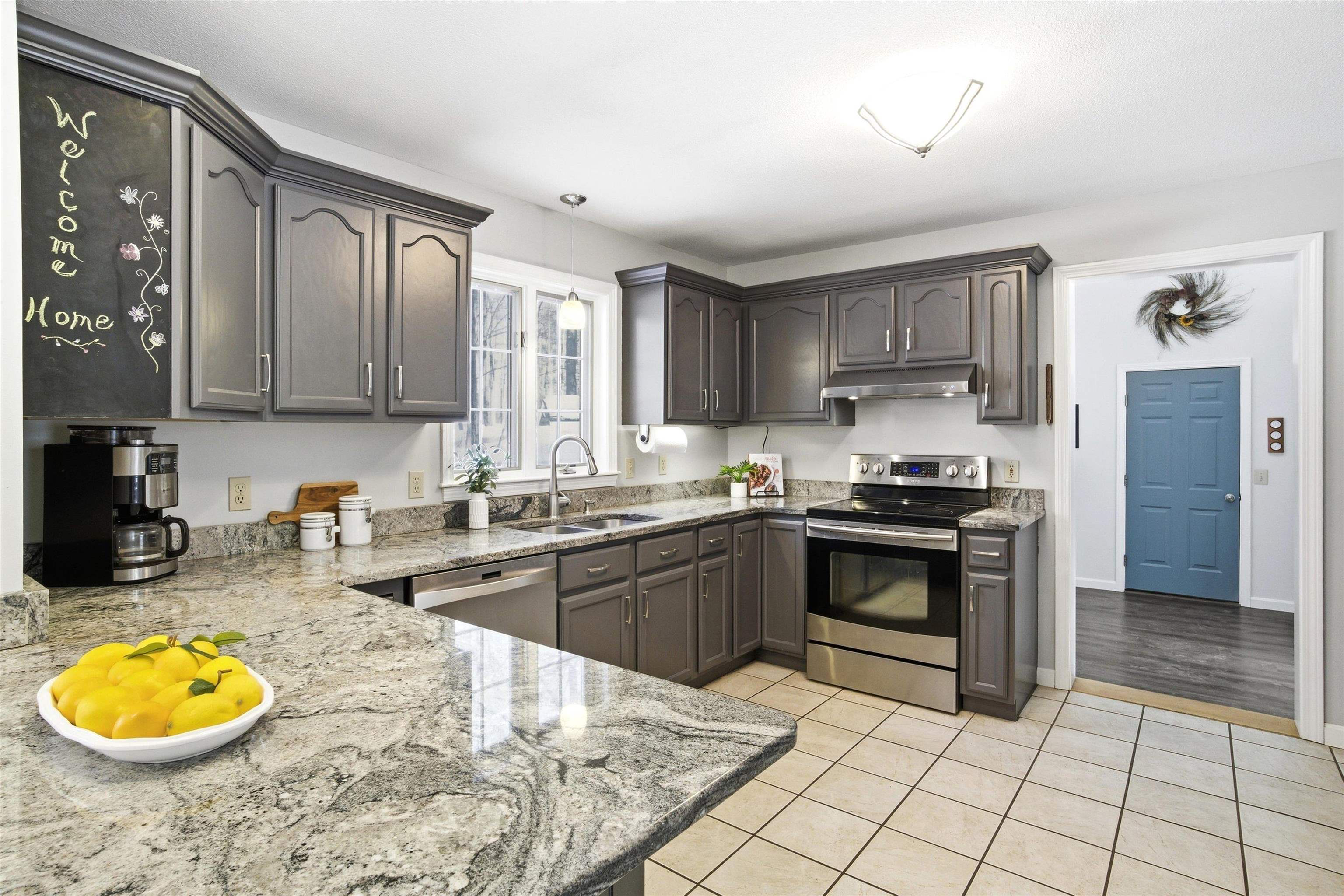 260 Church Rd, Pembroke, NH 03275