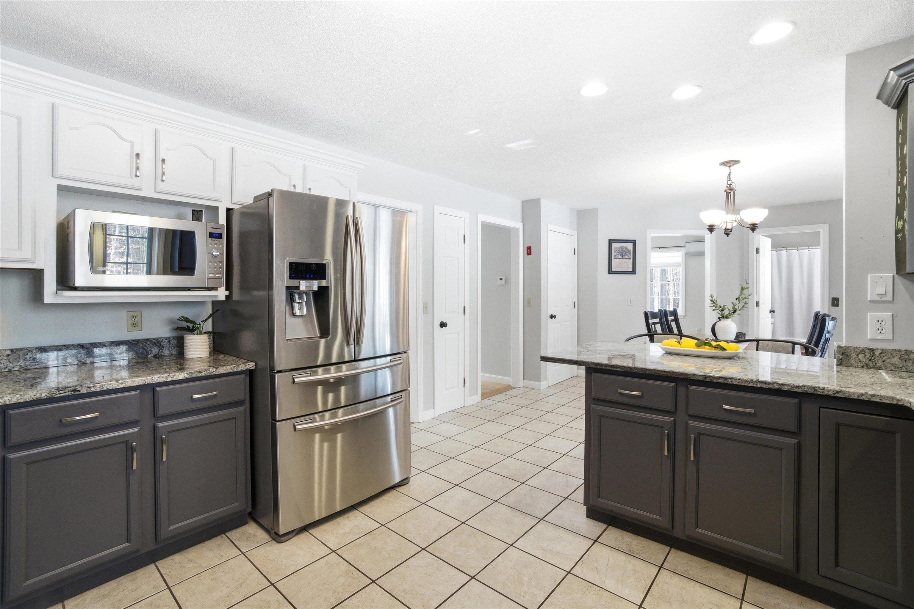 260 Church Rd, Pembroke, NH 03275