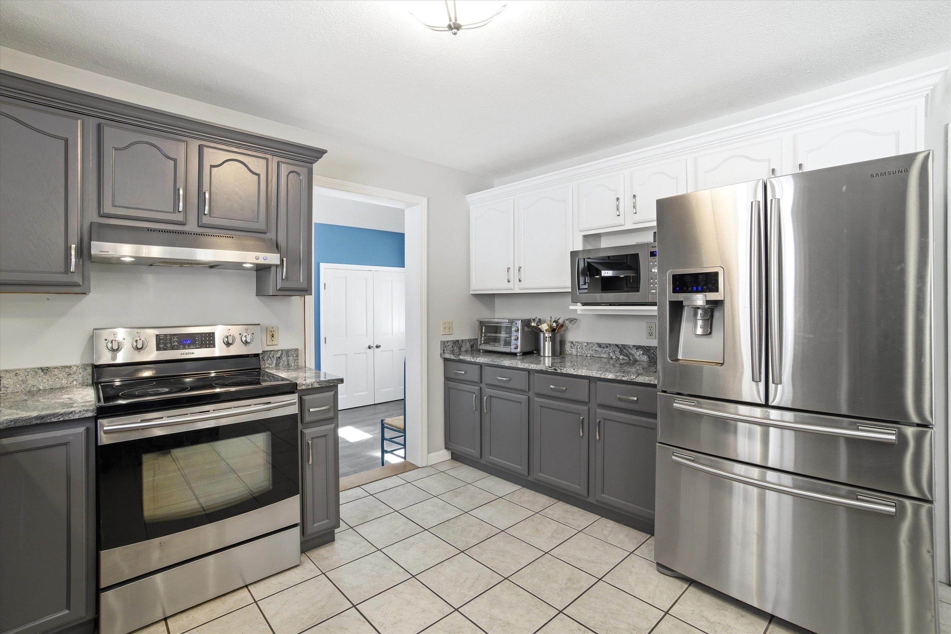 260 Church Rd, Pembroke, NH 03275