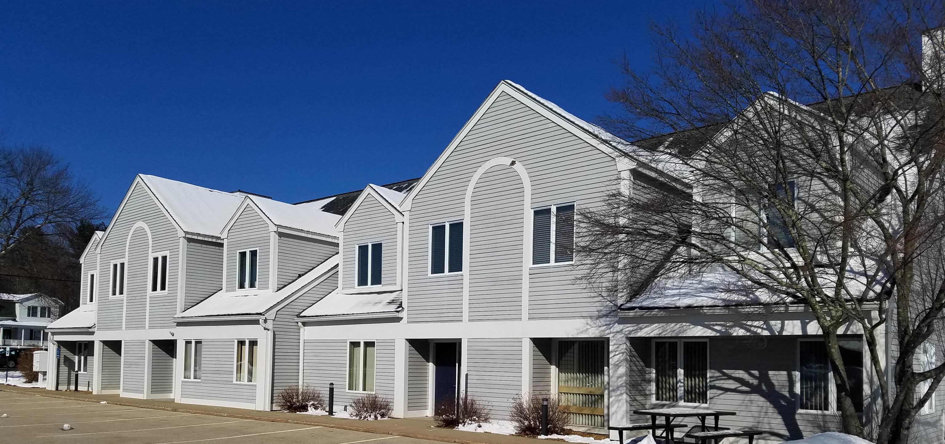 184 Mammoth Rd #2-3 ( B & C), Londonderry, NH 03053