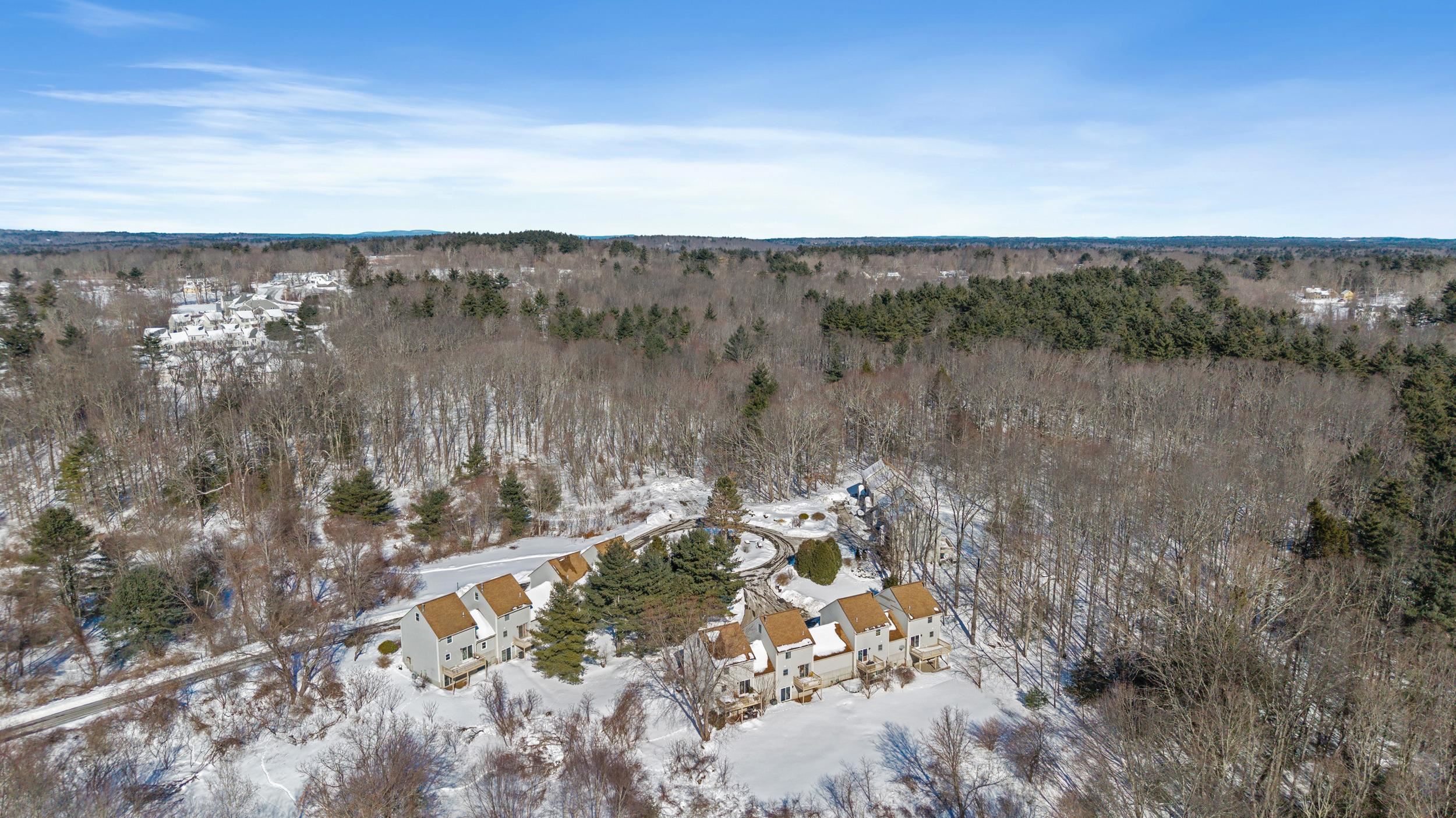 20 Larson Dr #20, Hampstead, NH 03841