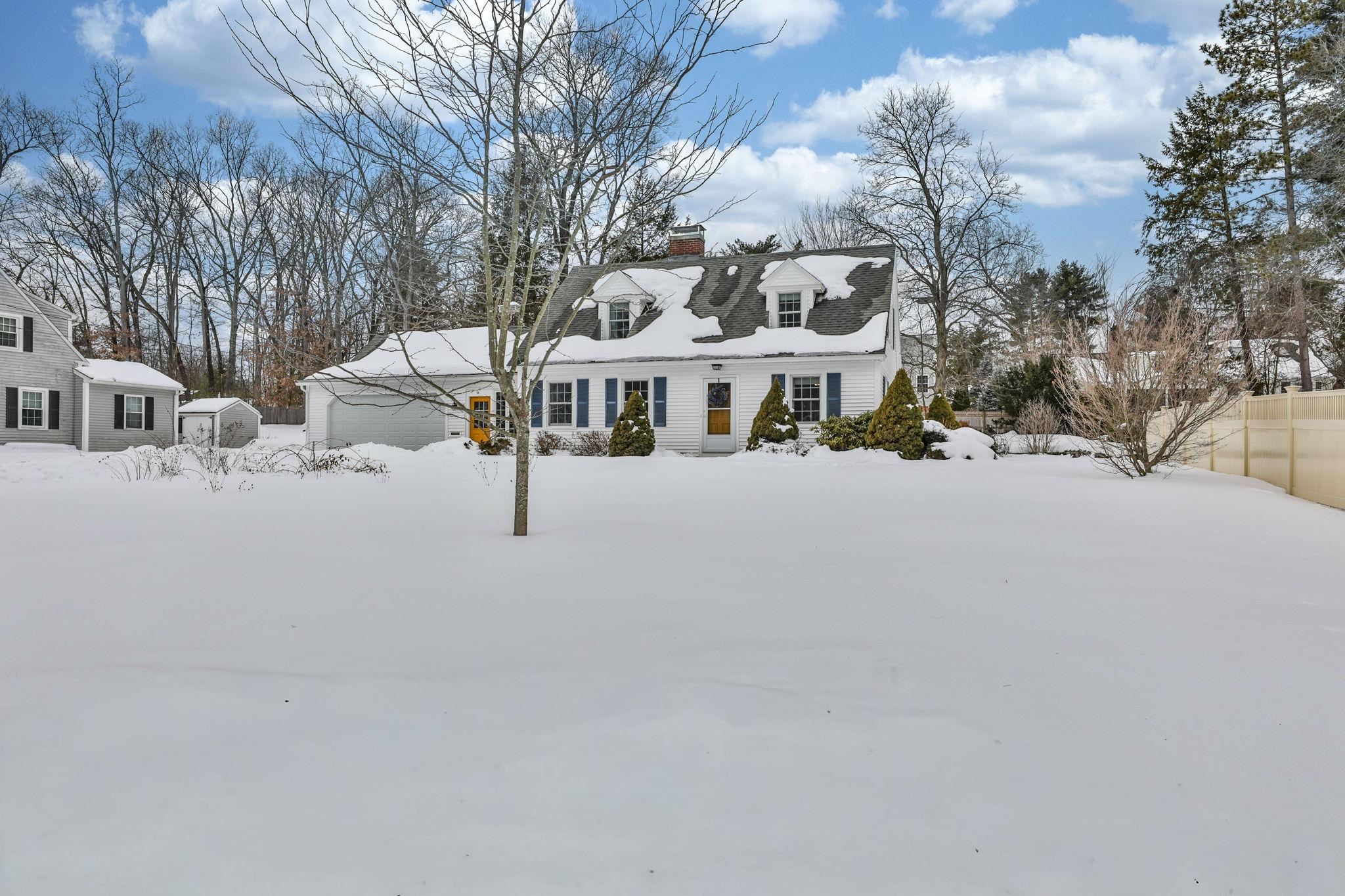 10 Wood St, Nashua, NH 03064