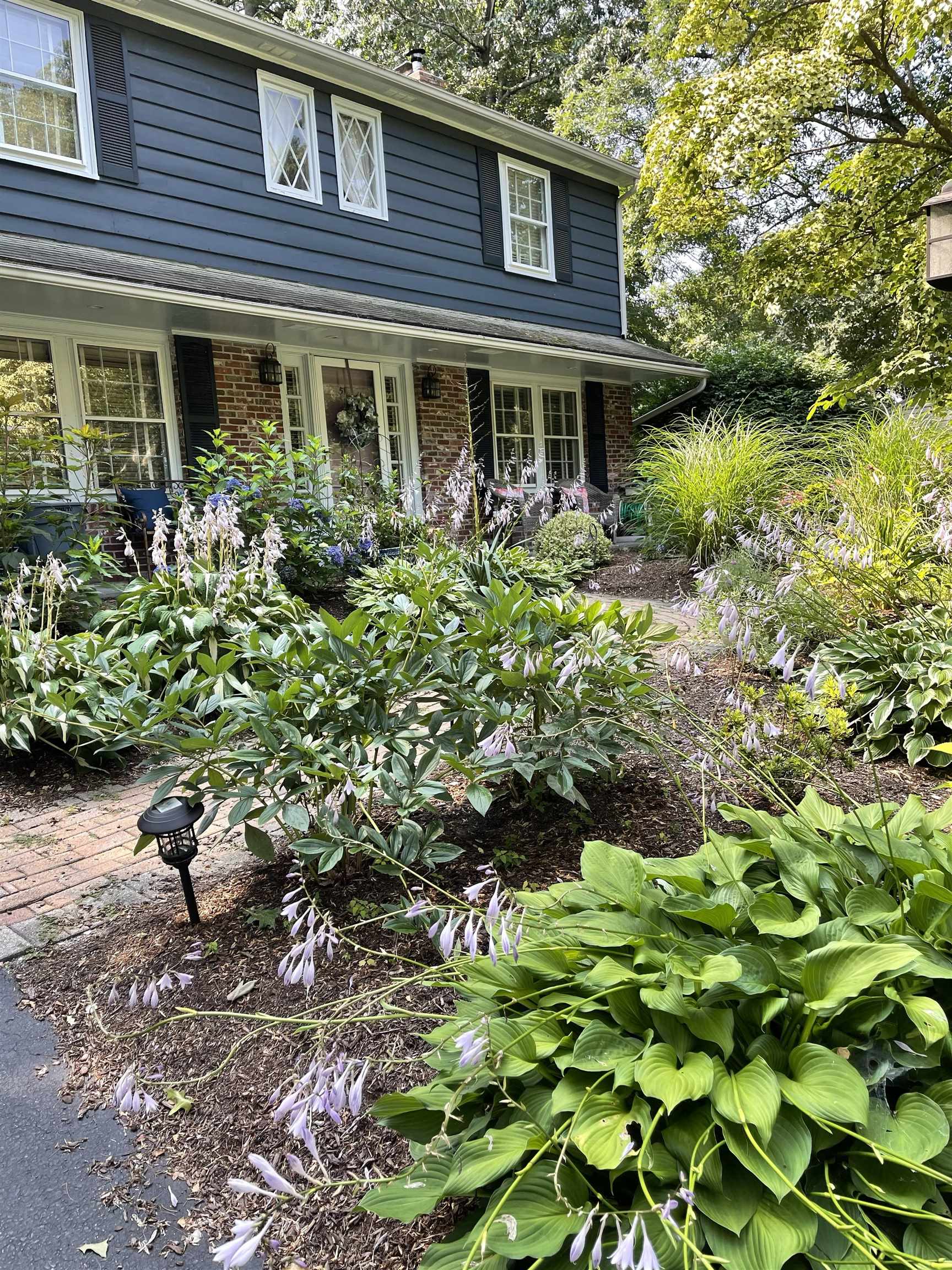 51 Farmington Rd, Nashua, NH 03060