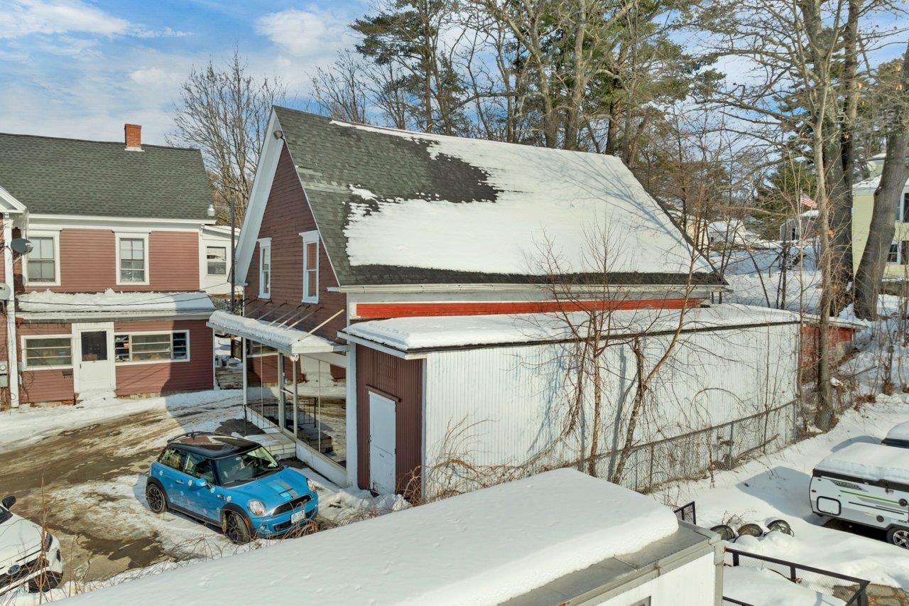 1073 Union Avenue — photo 3