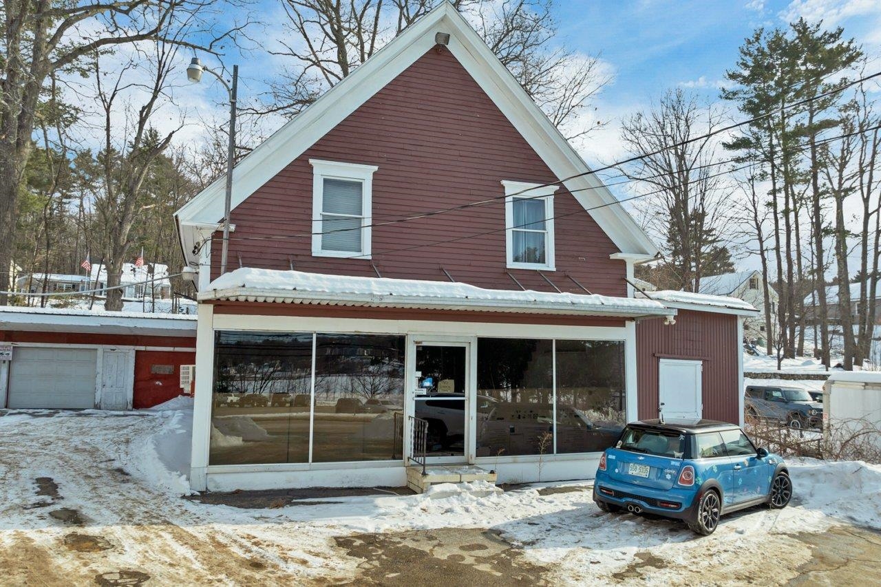 1073 Union Ave, Laconia, NH 03246
