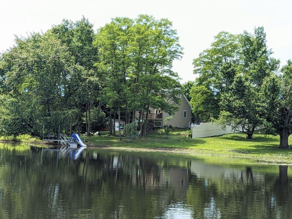 8 Cote Cir, Raymond, NH 03077