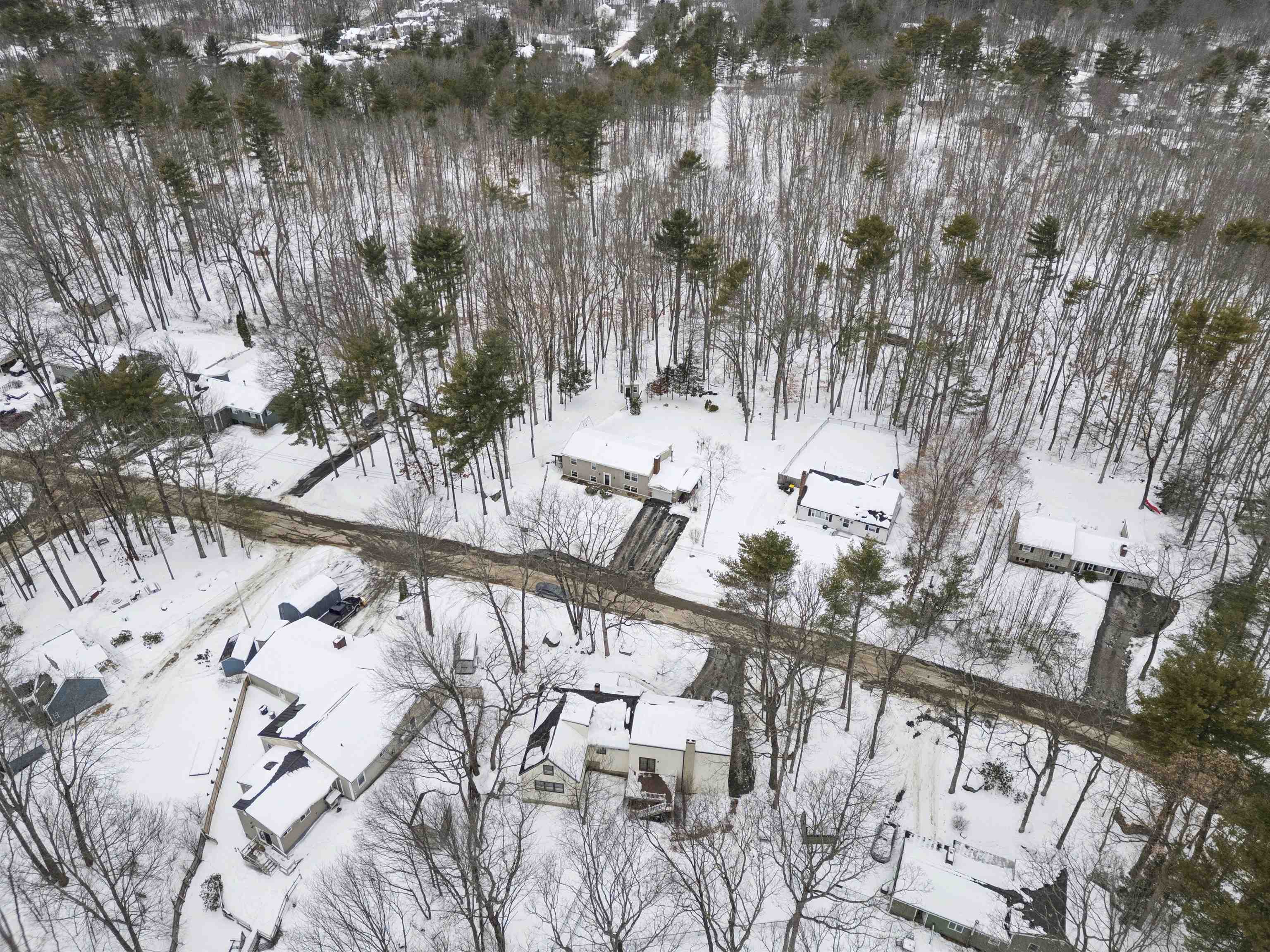 96 Woodvale Dr, Laconia, NH 03246