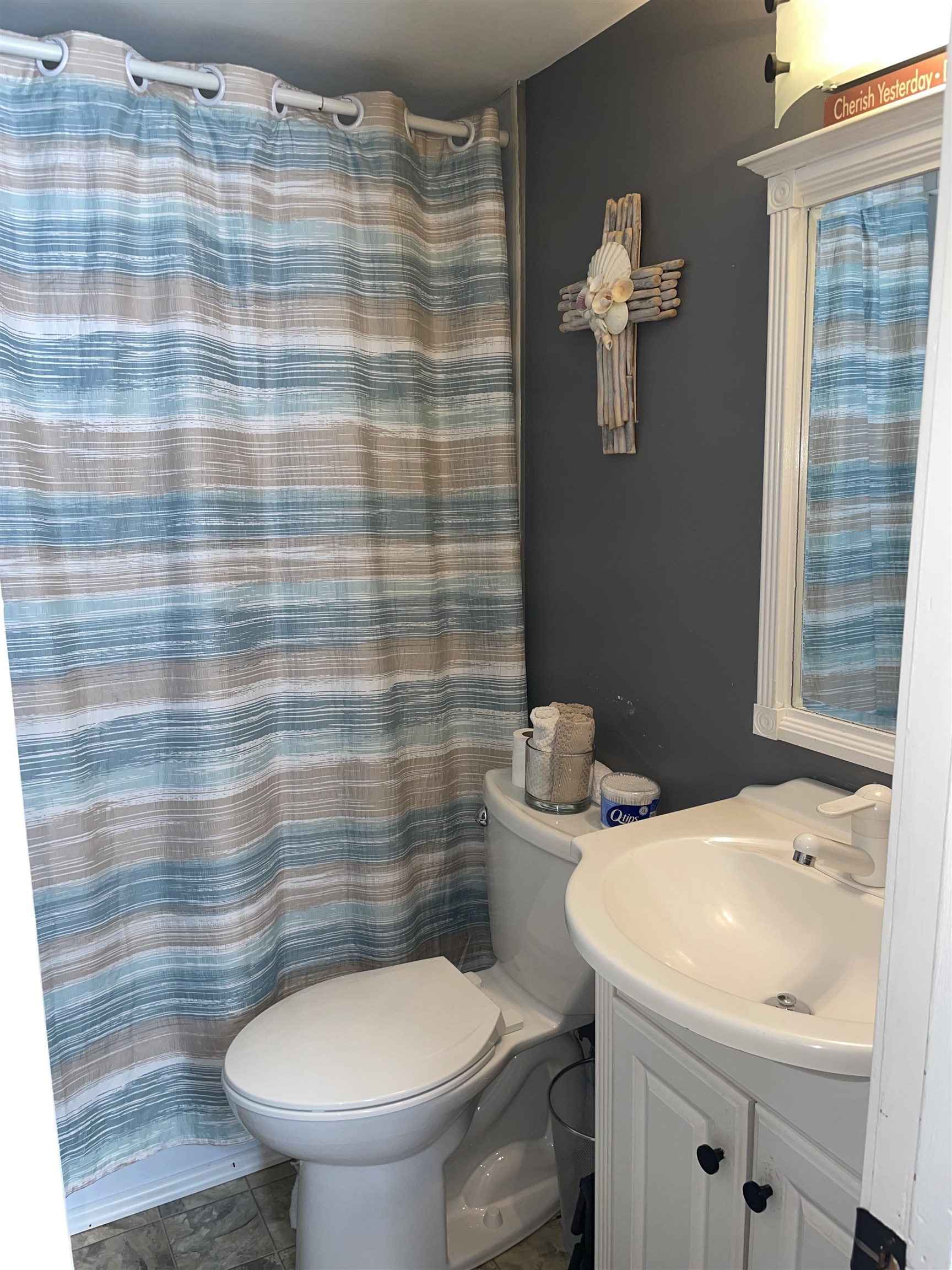 464 Boston Post Rd #5, Amherst, NH 03031