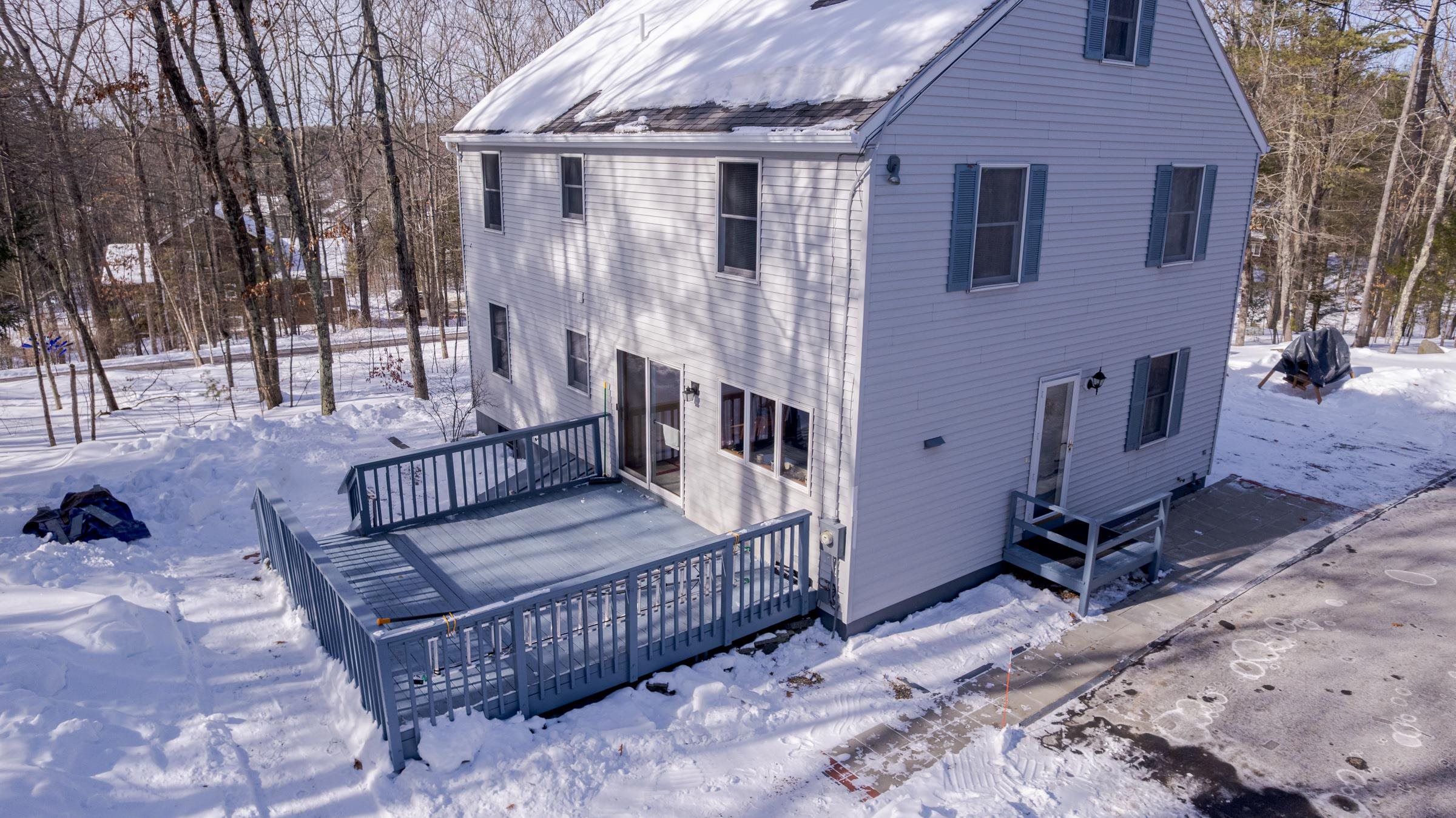 88 Mast Rd, Dover, NH 03820