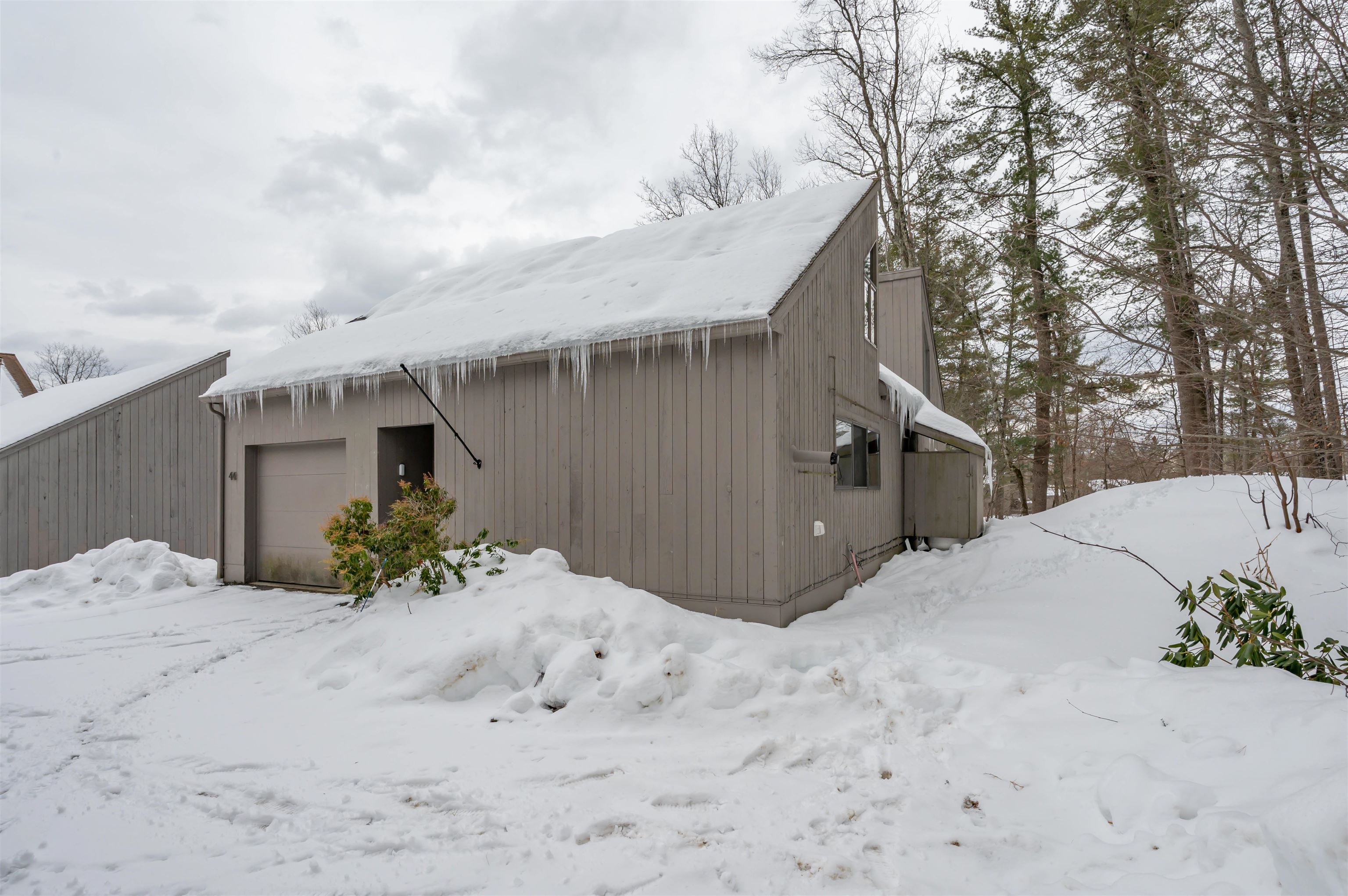 Homes for sale in Nashua, NH | 44 Coburn Woods Ave #44, Nashua, NH 03063 | MLS# 5076555