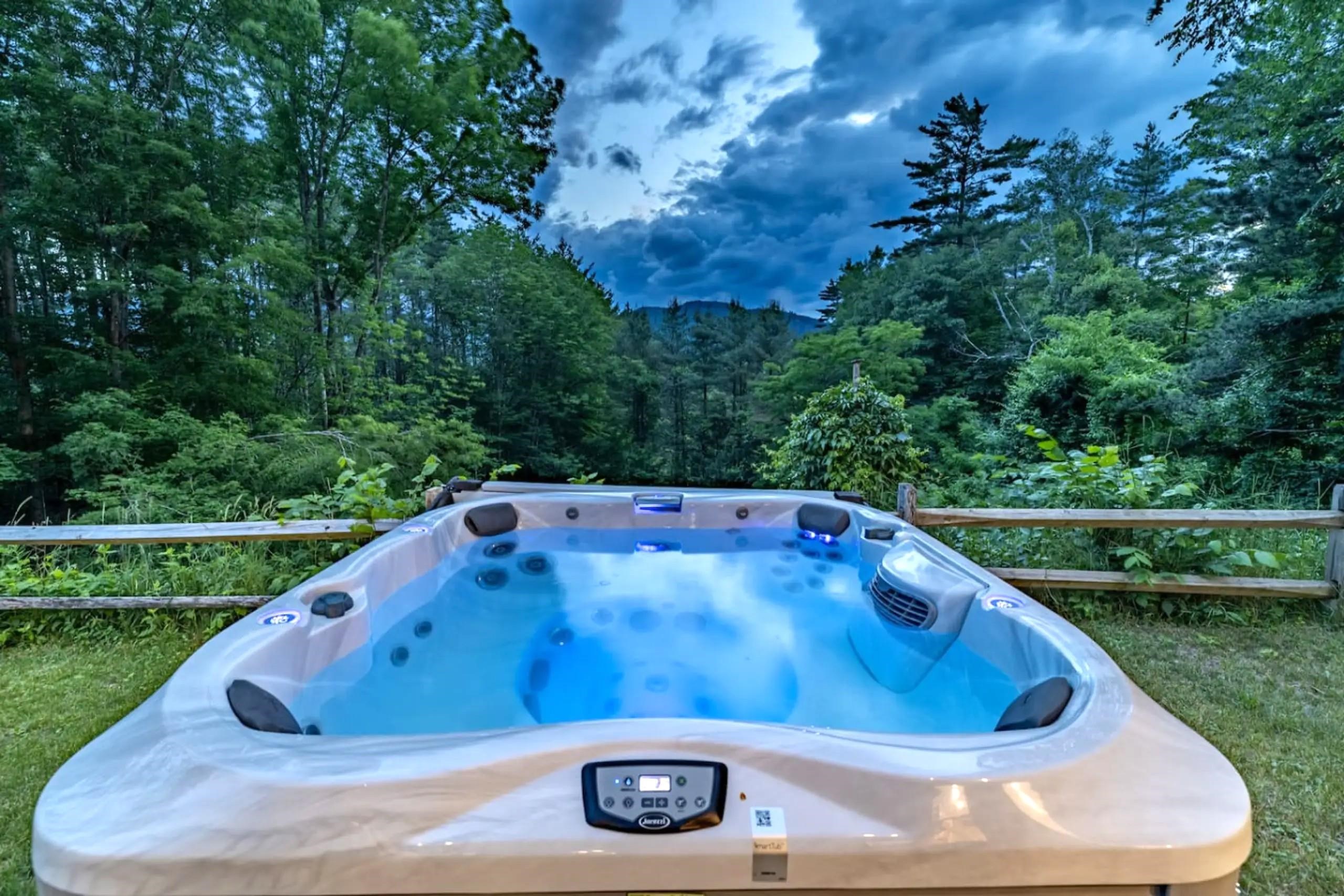 127 New Hampshire Route 16a, Bartlett, NH 03845