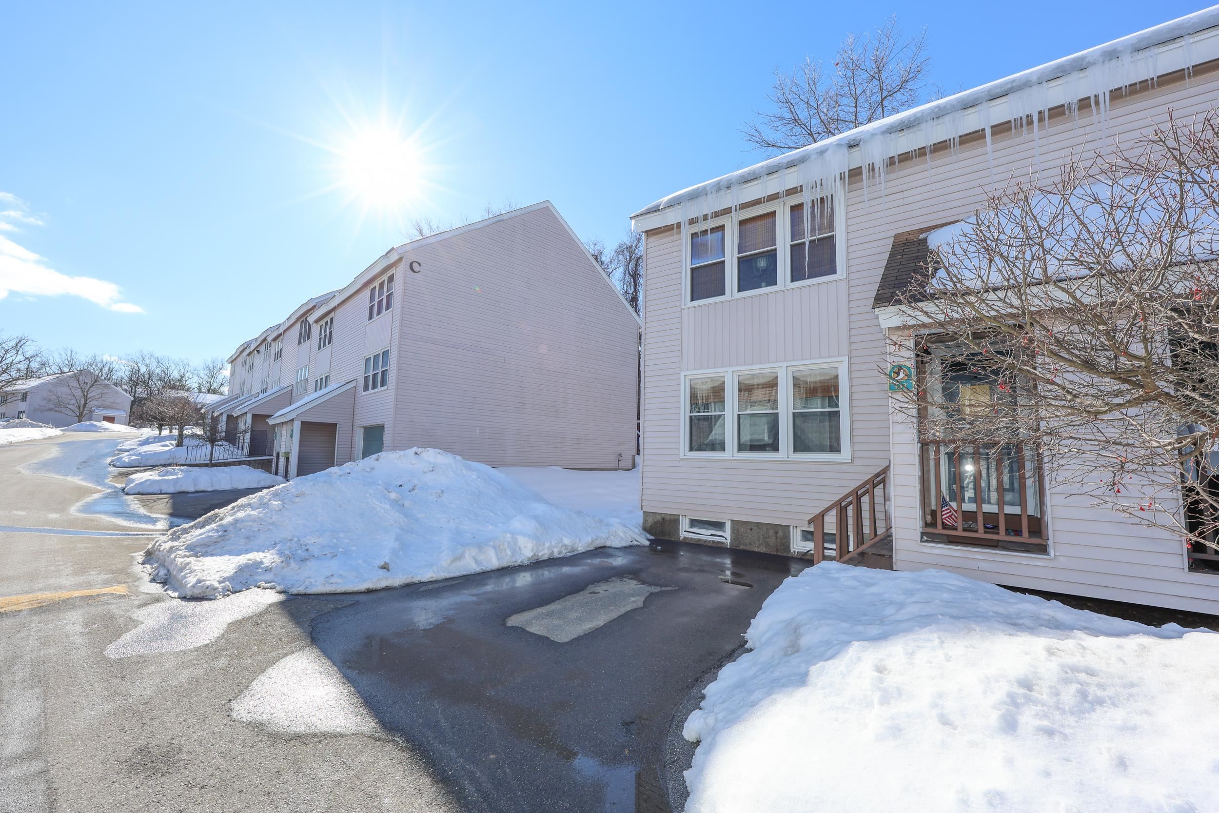 333 Circle Rd, Manchester, NH 03103