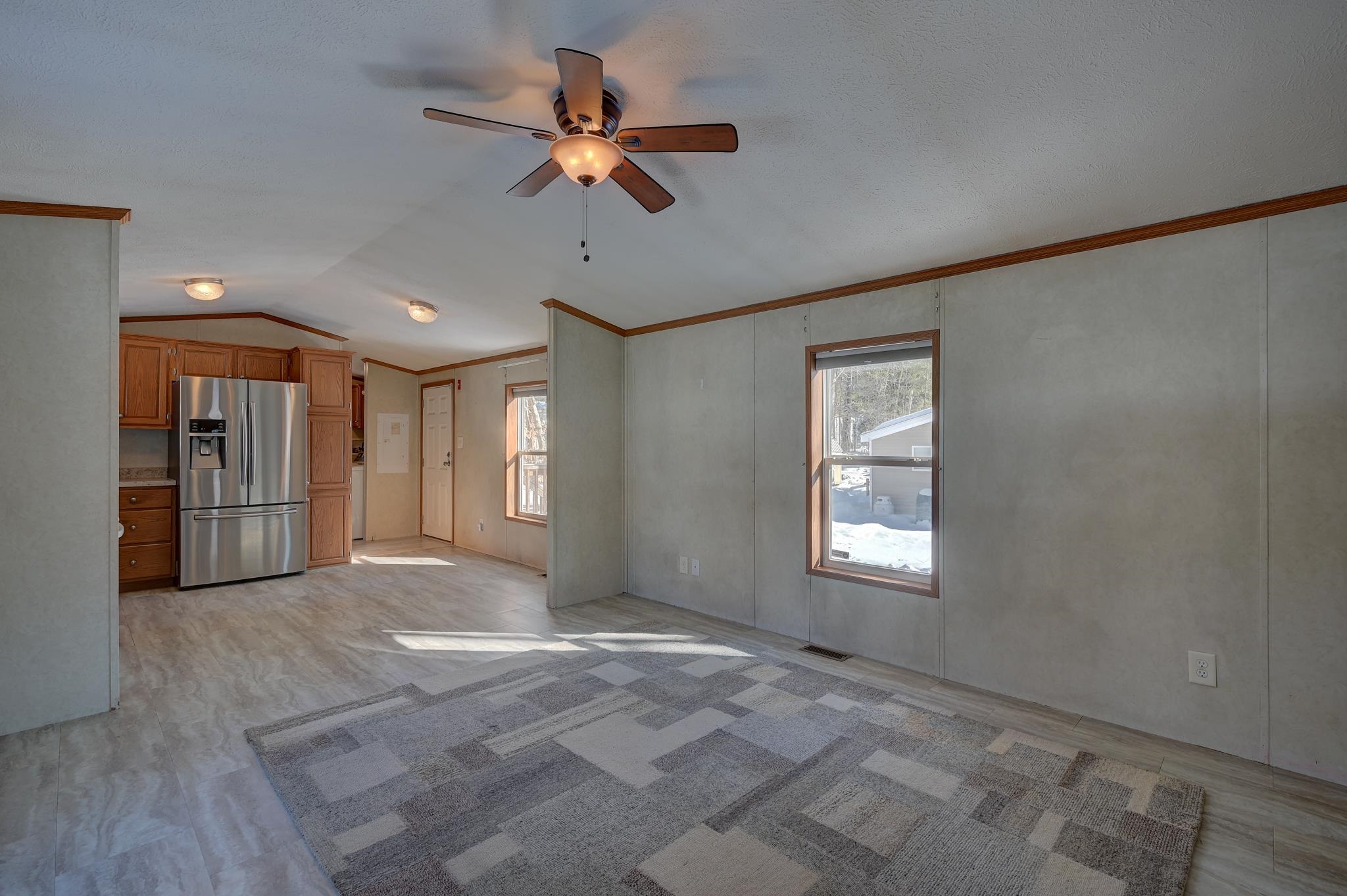 288 Lamplighter Dr, Conway, NH 03860